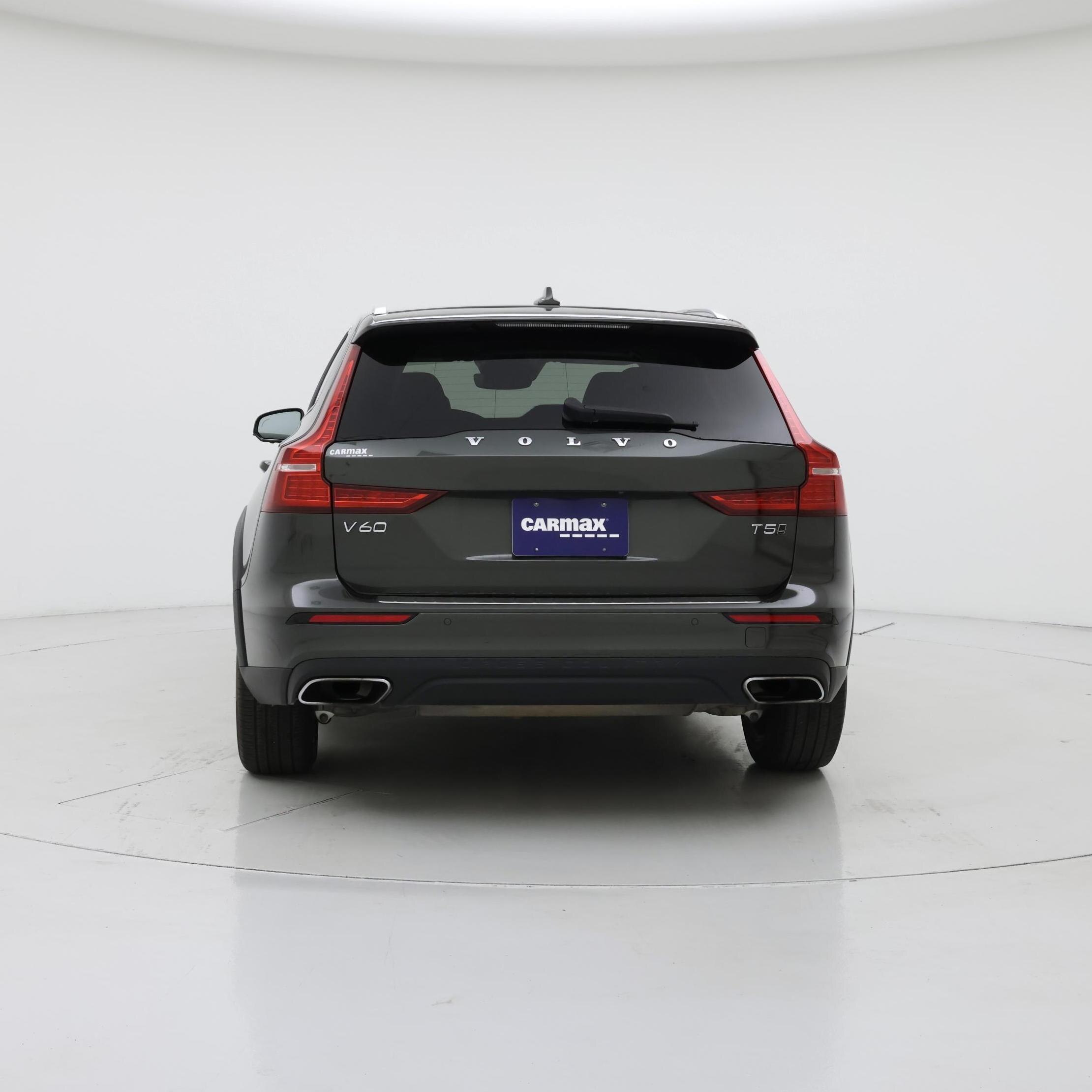 Thumbnail: 2022 Volvo S60 - 6
