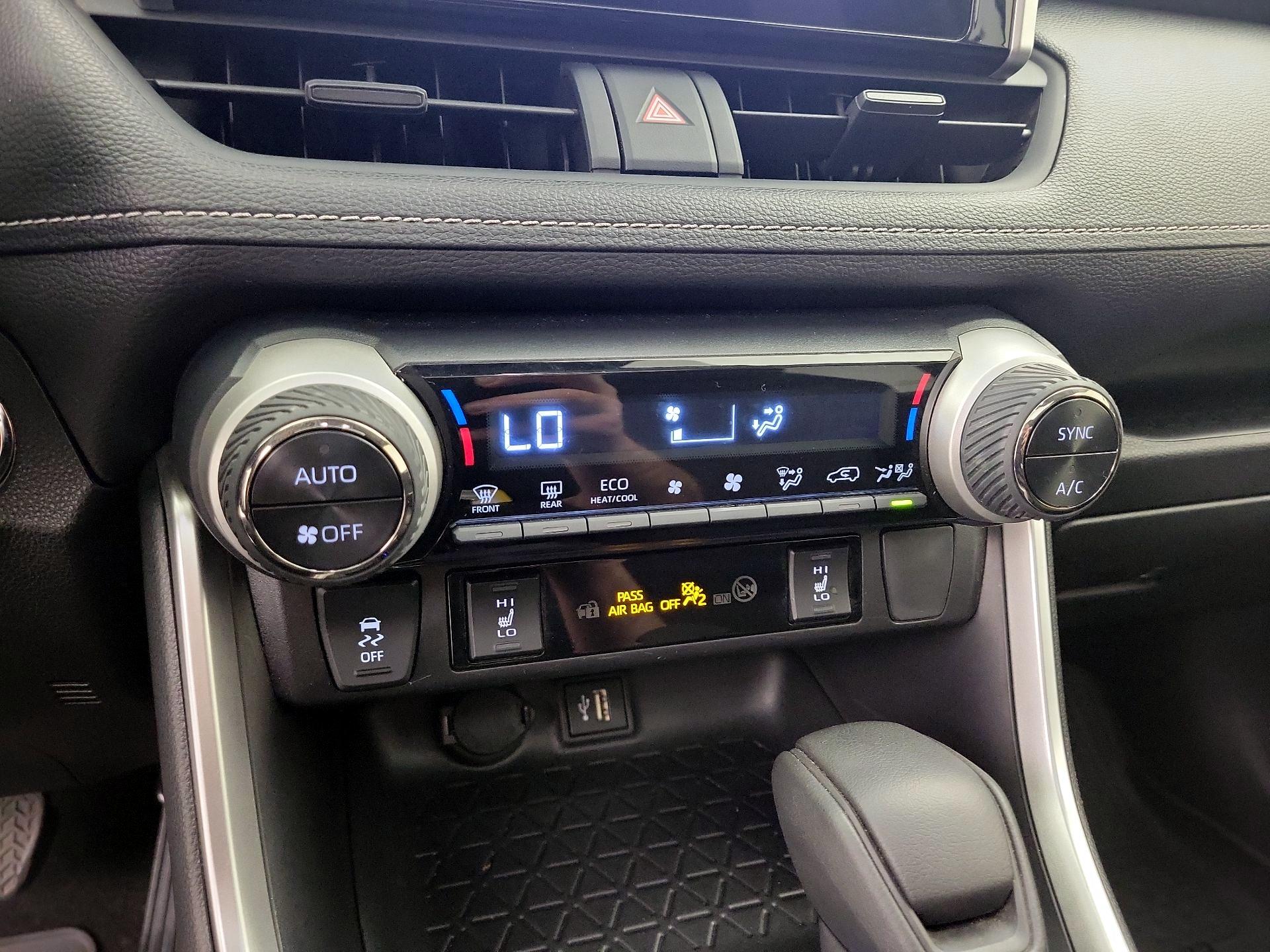 Thumbnail: 2023 Toyota RAV4 - 16