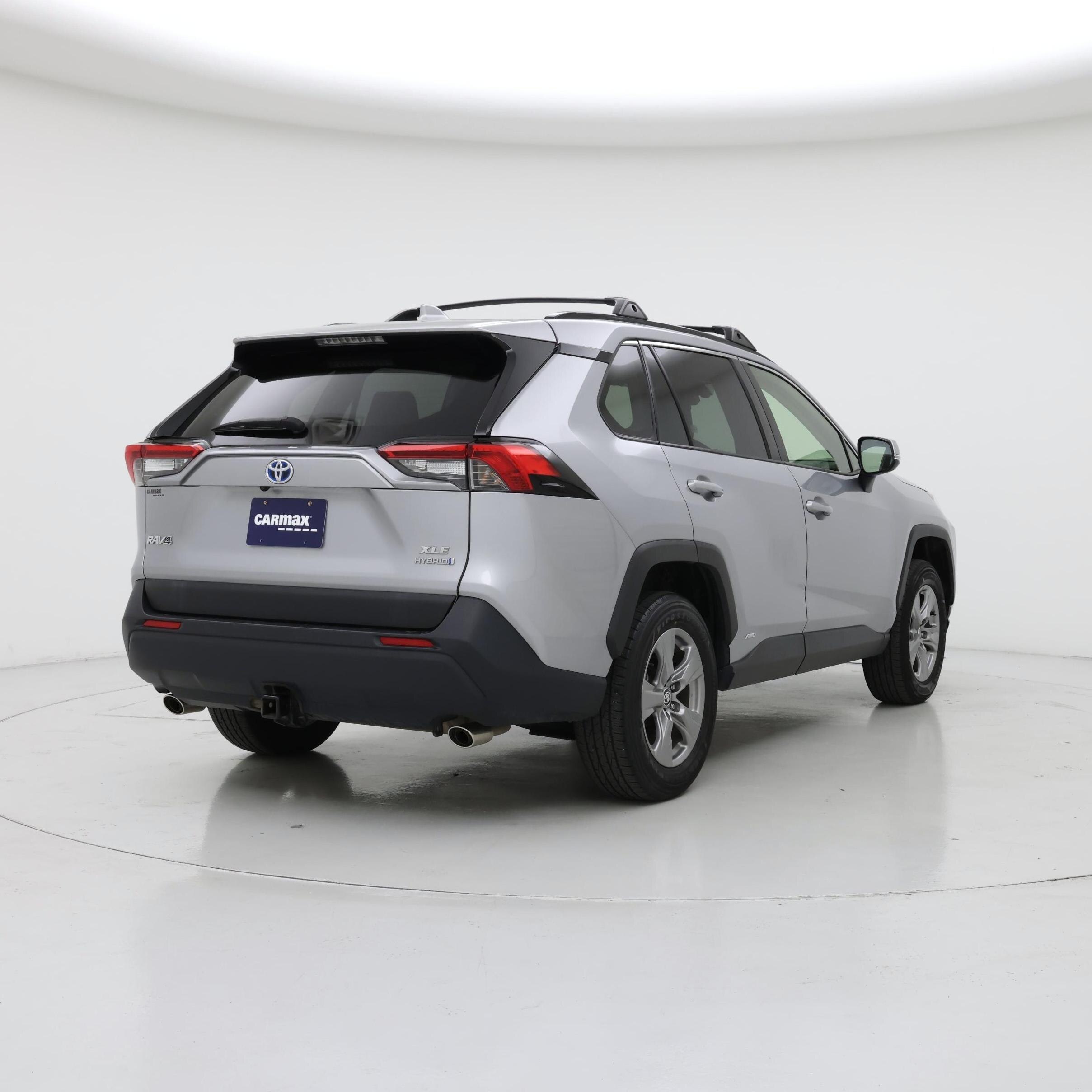 Thumbnail: 2023 Toyota RAV4 - 8