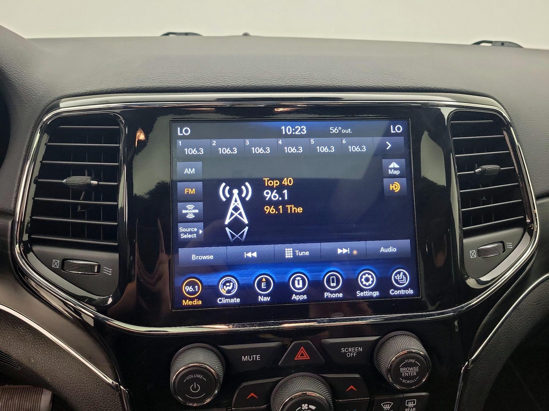 Thumbnail: 2021 Jeep Grand Cherokee - 16