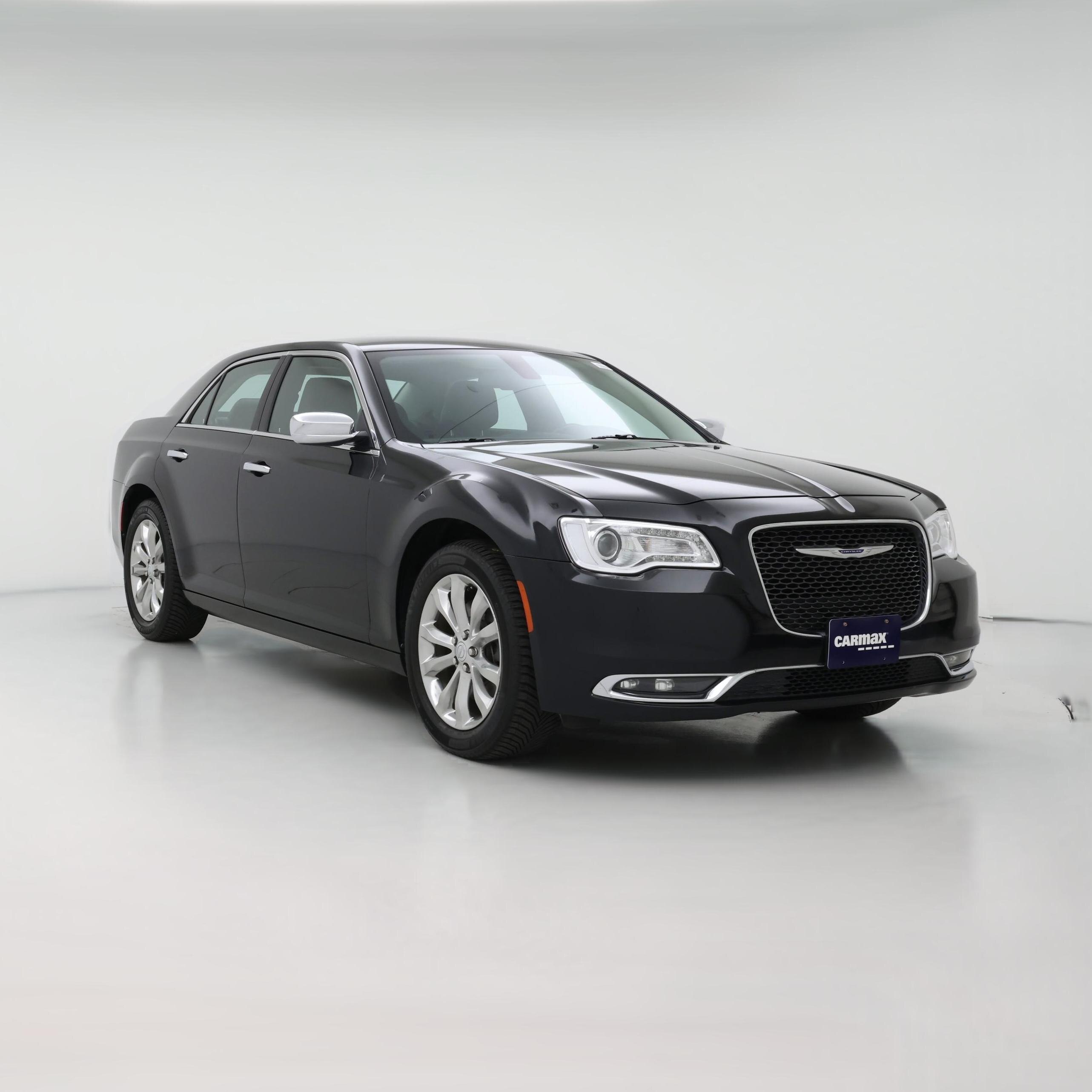 Thumbnail: 2019 Chrysler 300 - 1