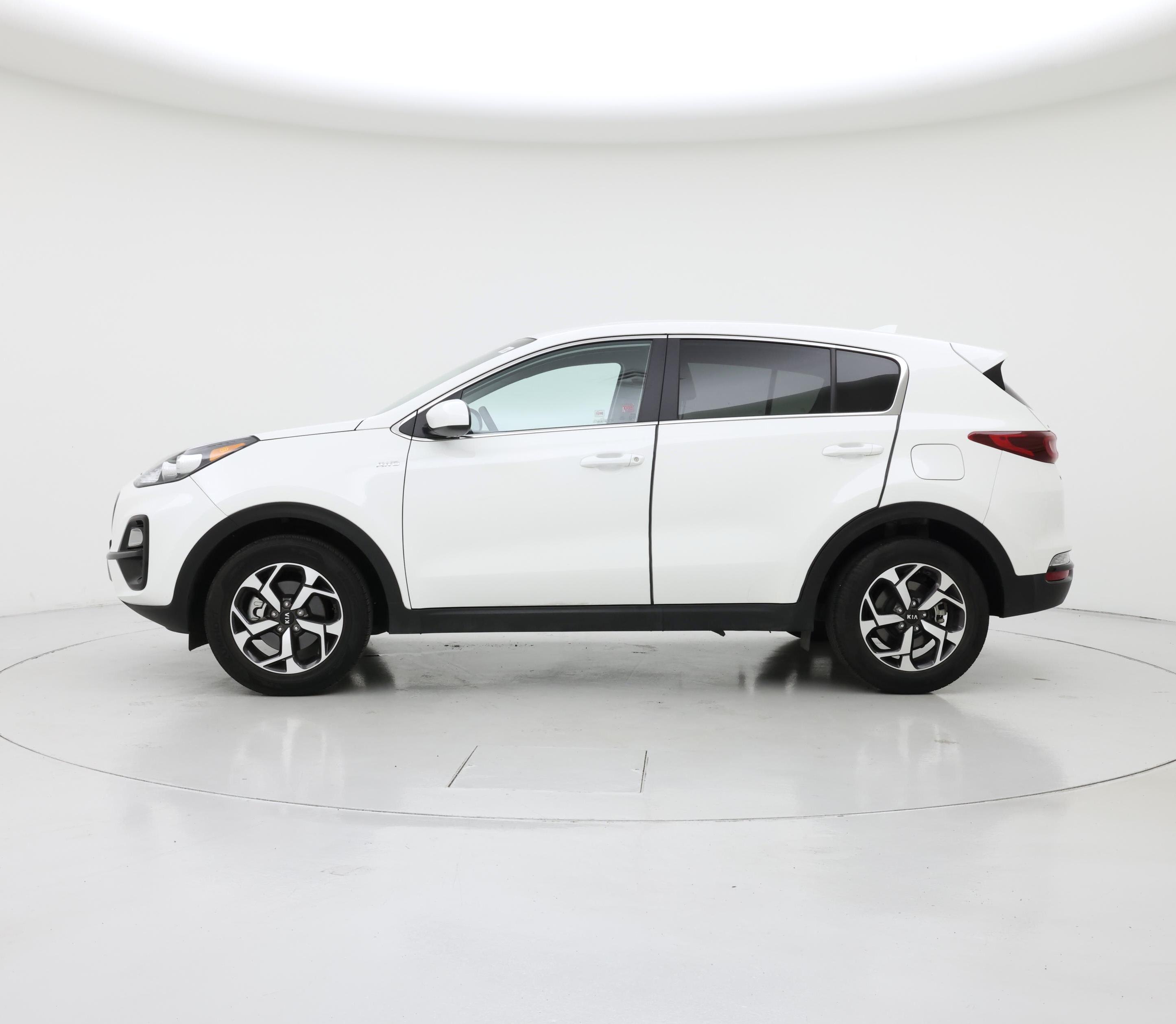 Thumbnail: 2020 Kia Sportage - 3