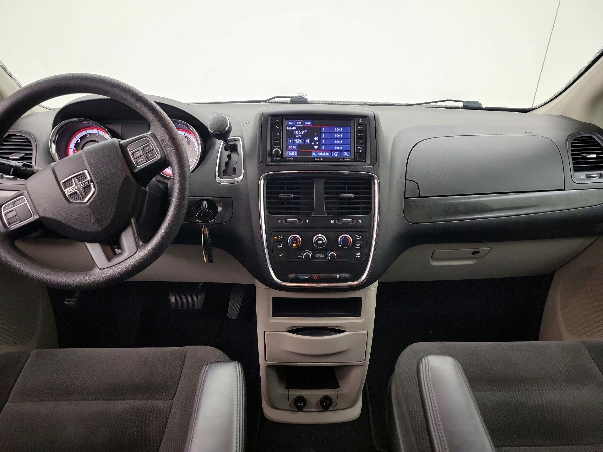 Thumbnail: 2018 Dodge Grand Caravan - 9