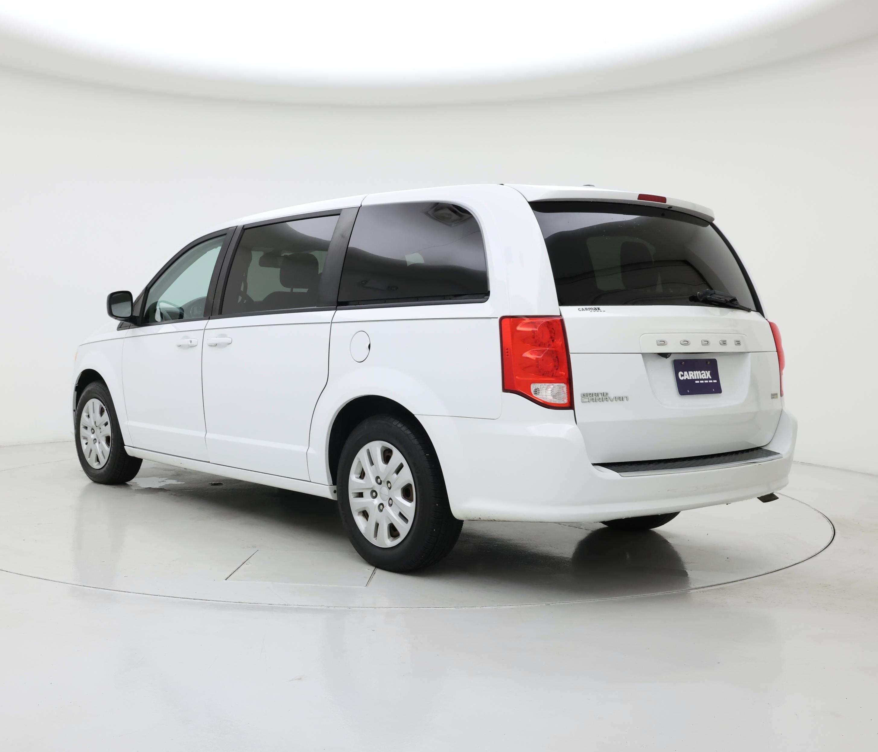 Thumbnail: 2018 Dodge Grand Caravan - 2