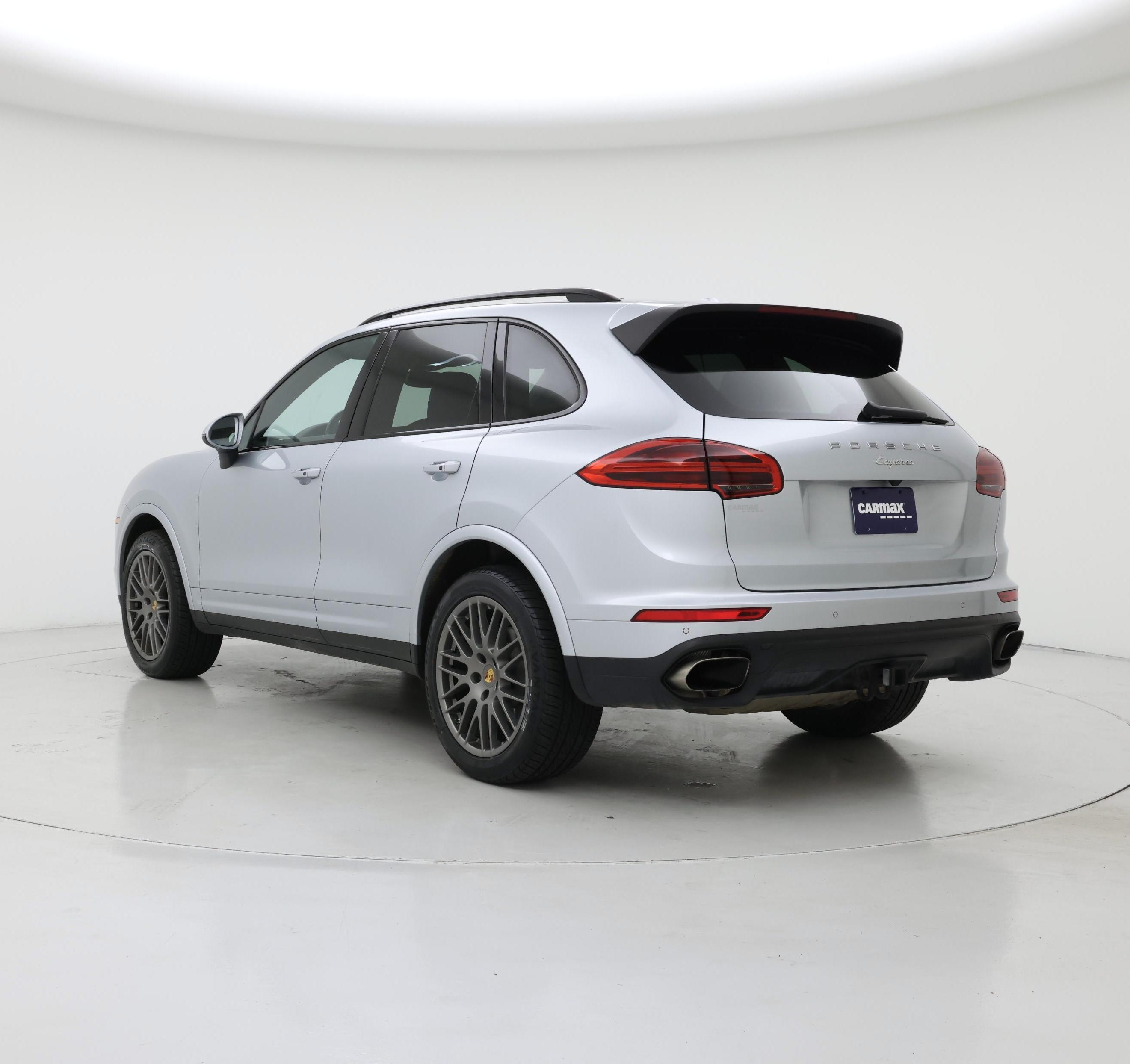 Thumbnail: 2018 Porsche Cayenne - 2