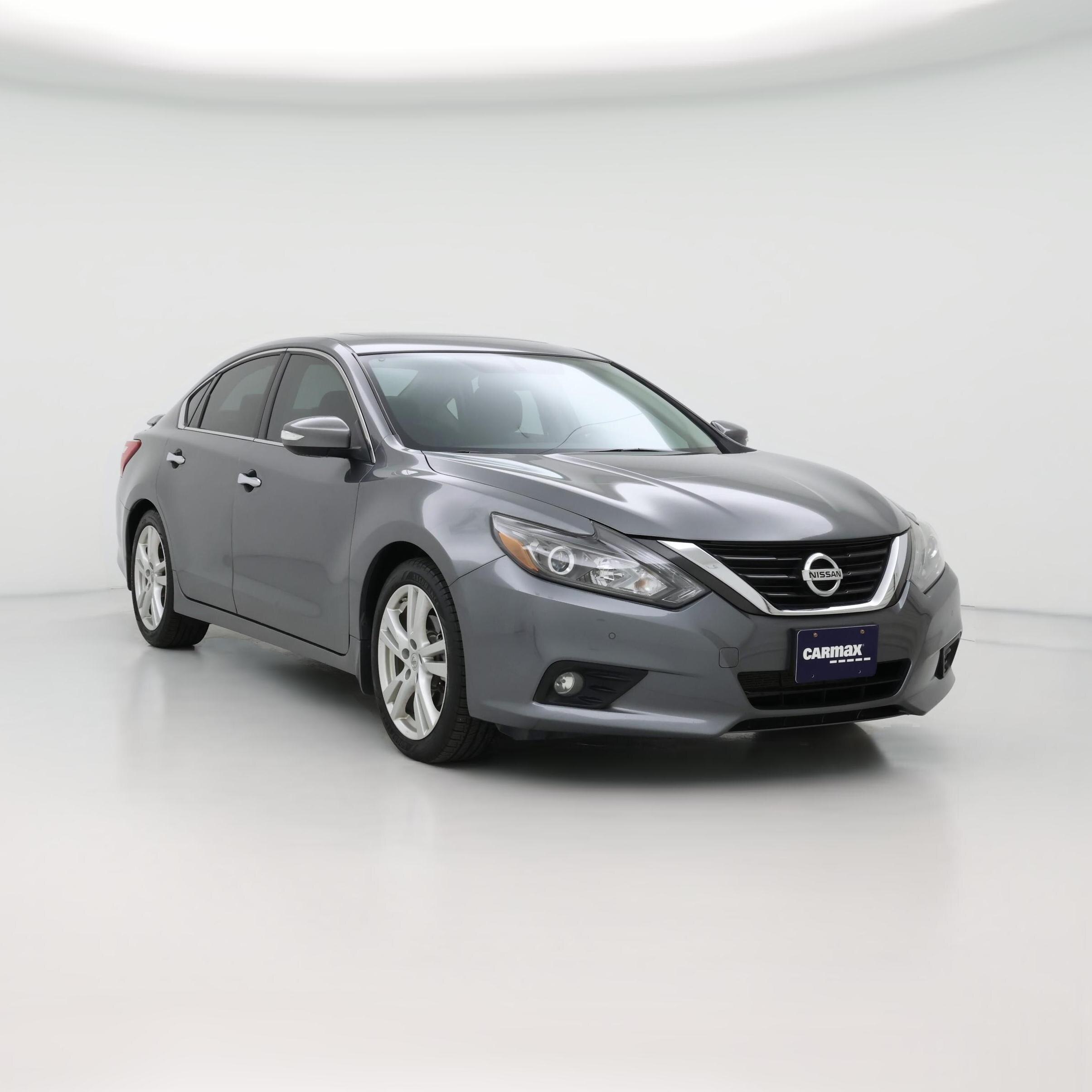 Thumbnail: 2016 Nissan Altima - 1