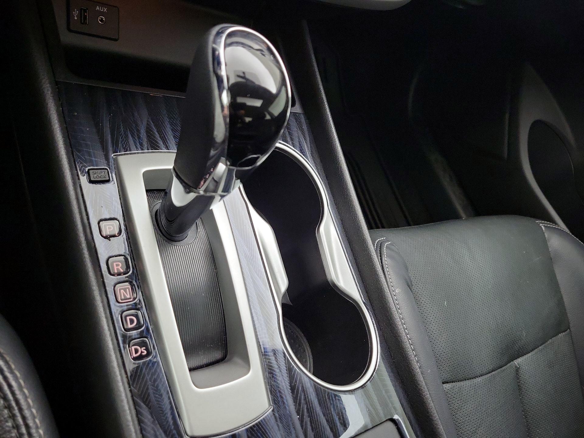 Thumbnail: 2016 Nissan Altima - 17