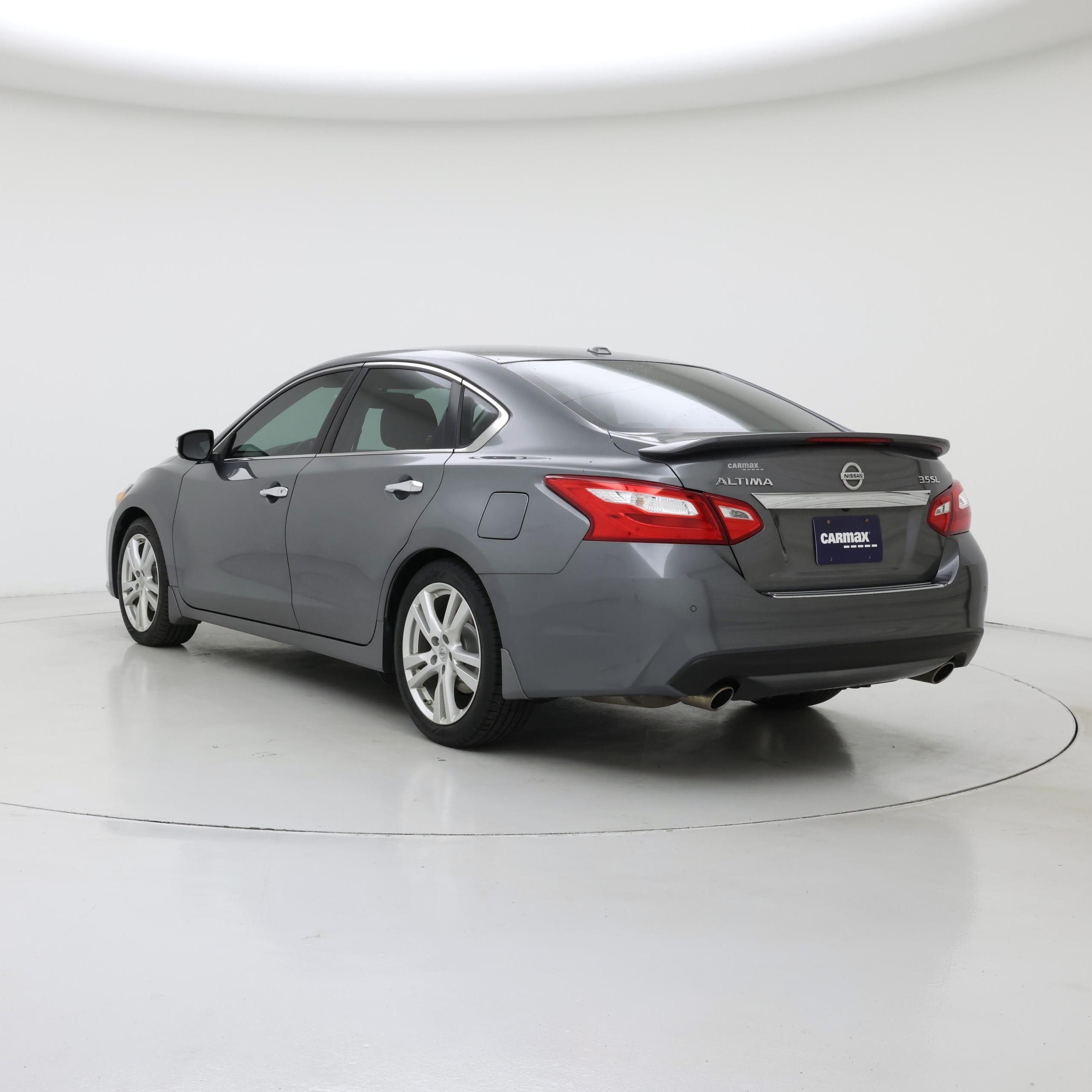 Thumbnail: 2016 Nissan Altima - 2