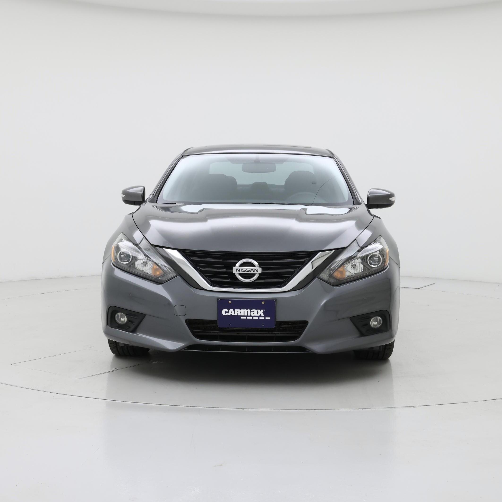 Thumbnail: 2016 Nissan Altima - 5