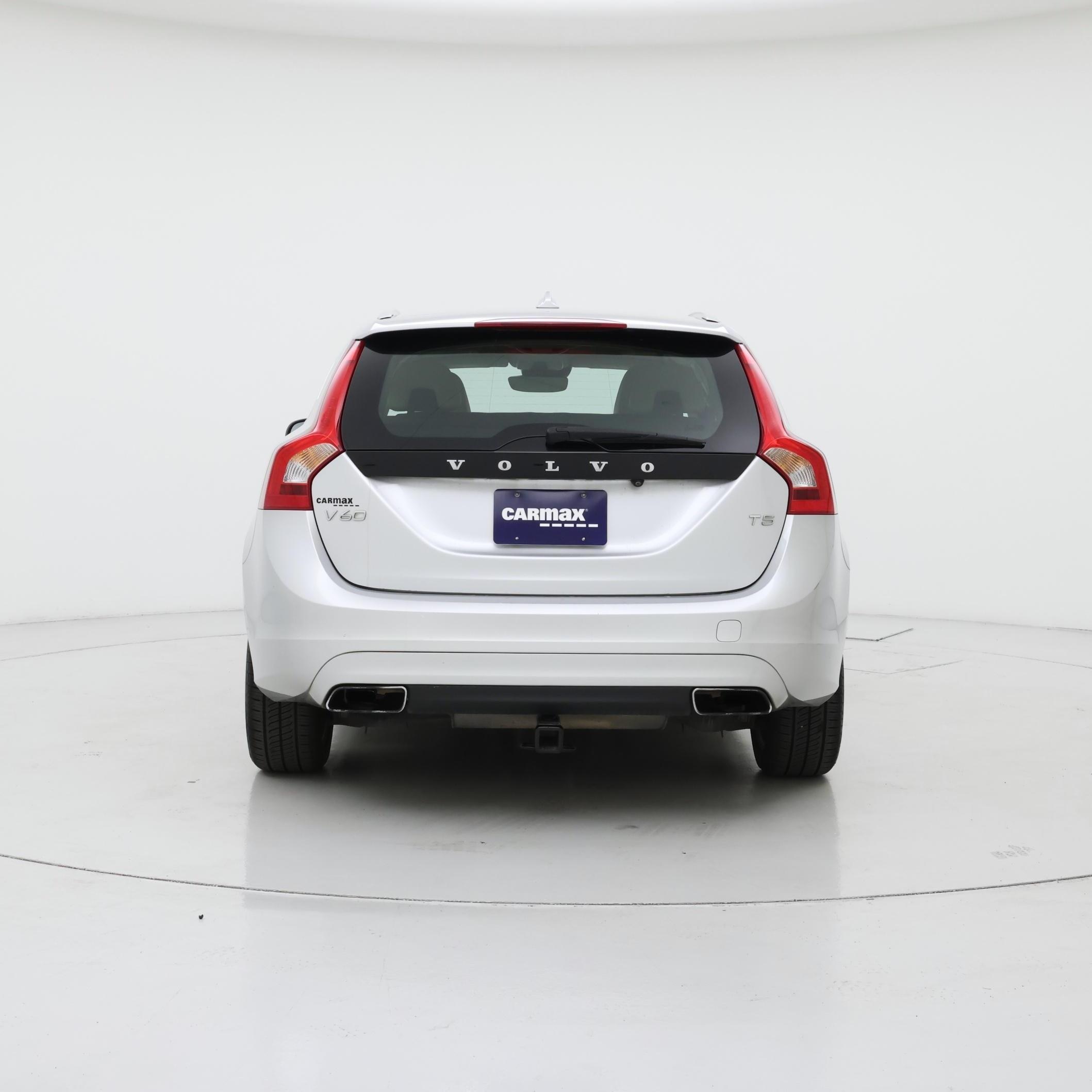 Thumbnail: 2017 Volvo V60 - 6