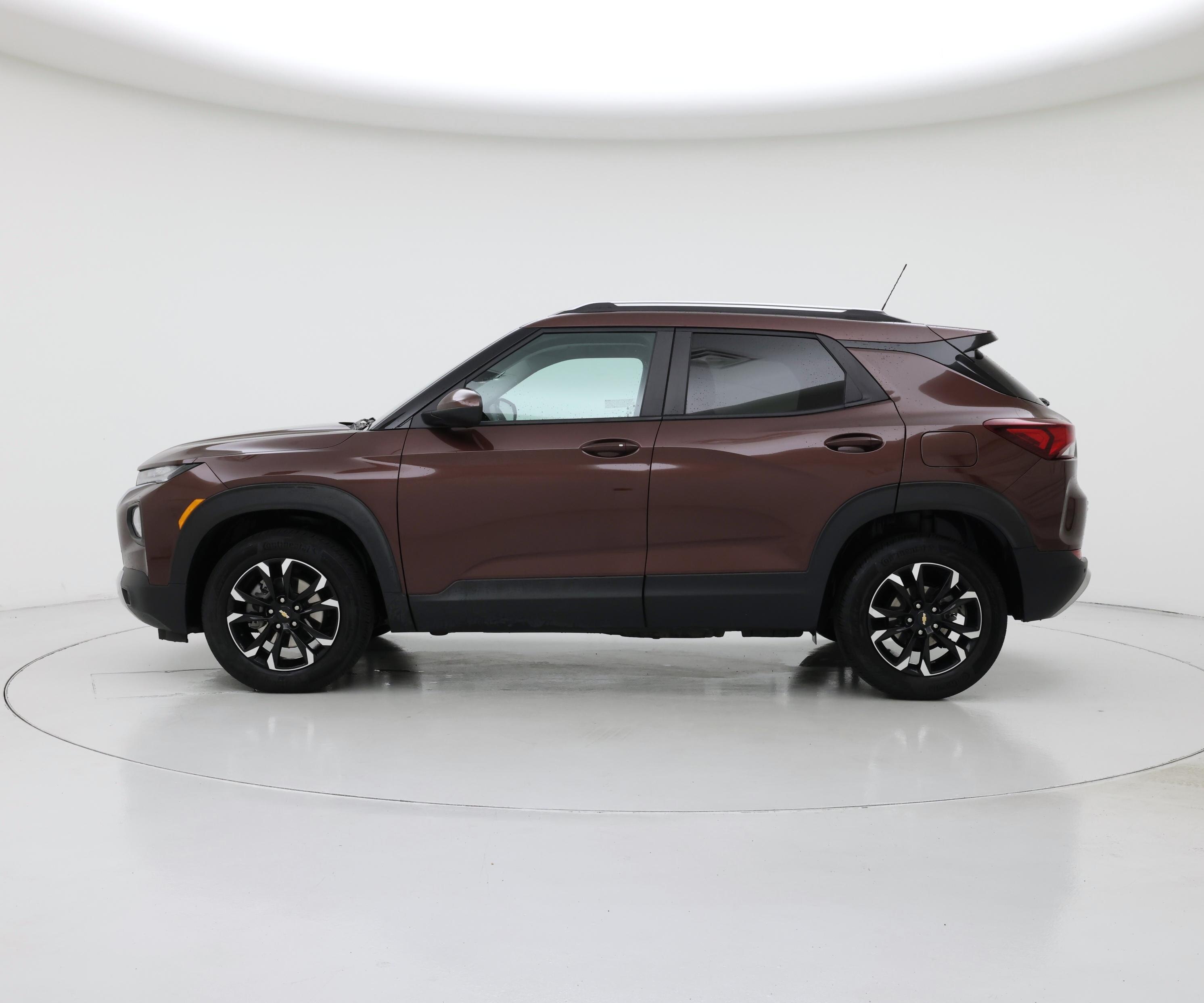 Thumbnail: 2022 Chevrolet TrailBlazer - 3