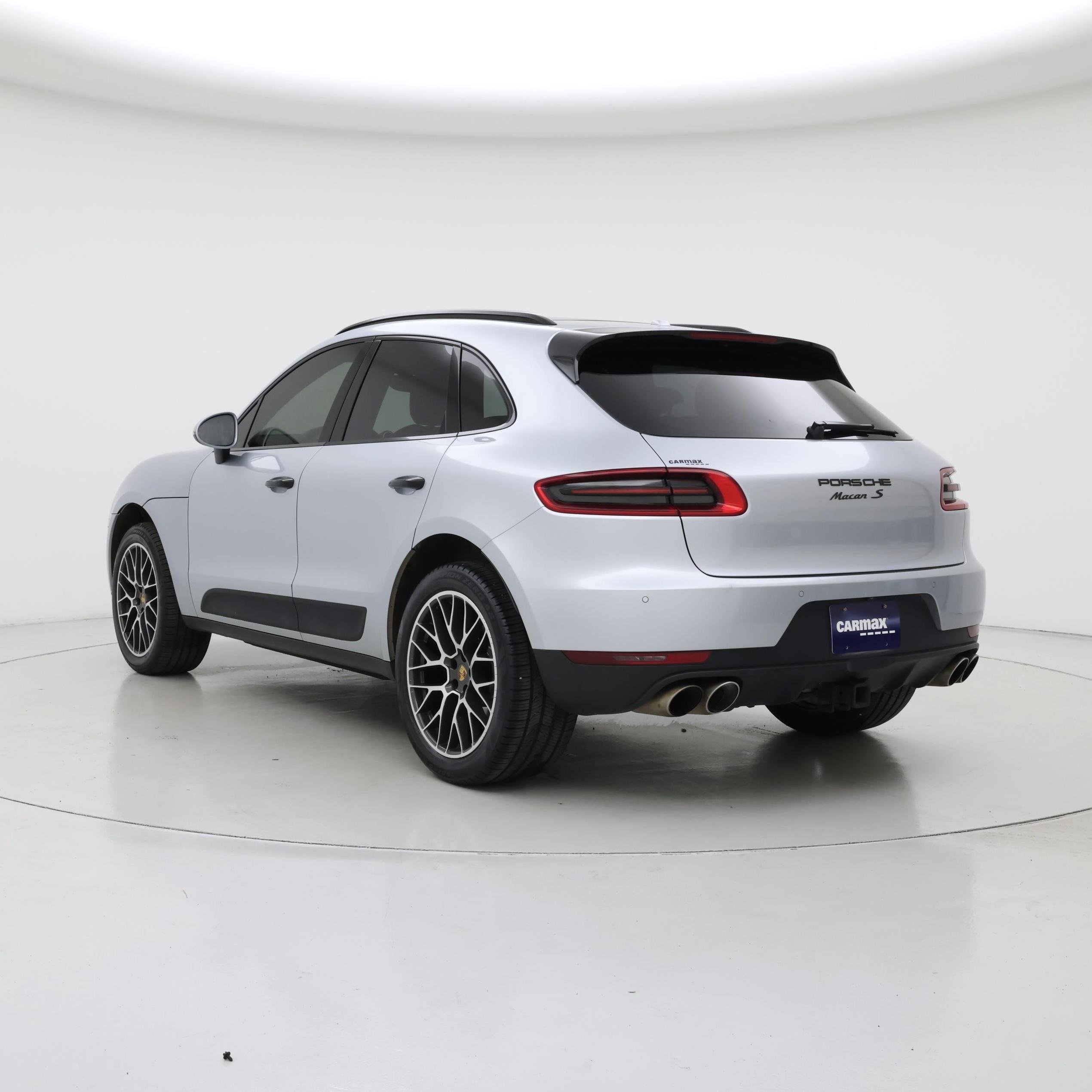 Thumbnail: 2018 Porsche Macan - 2