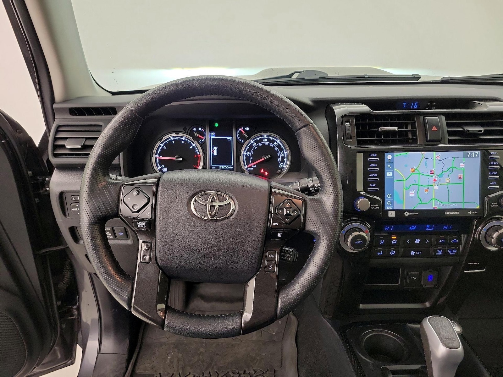 2023 Toyota 4Runner TRD Pro - Photo 11