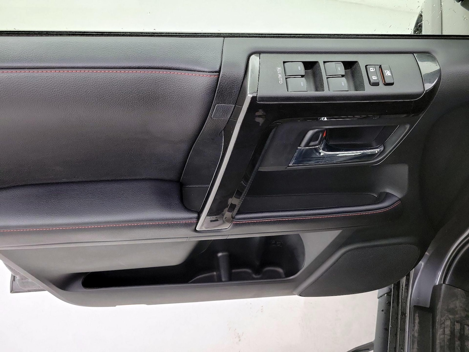 2023 Toyota 4Runner TRD Pro - Photo 13