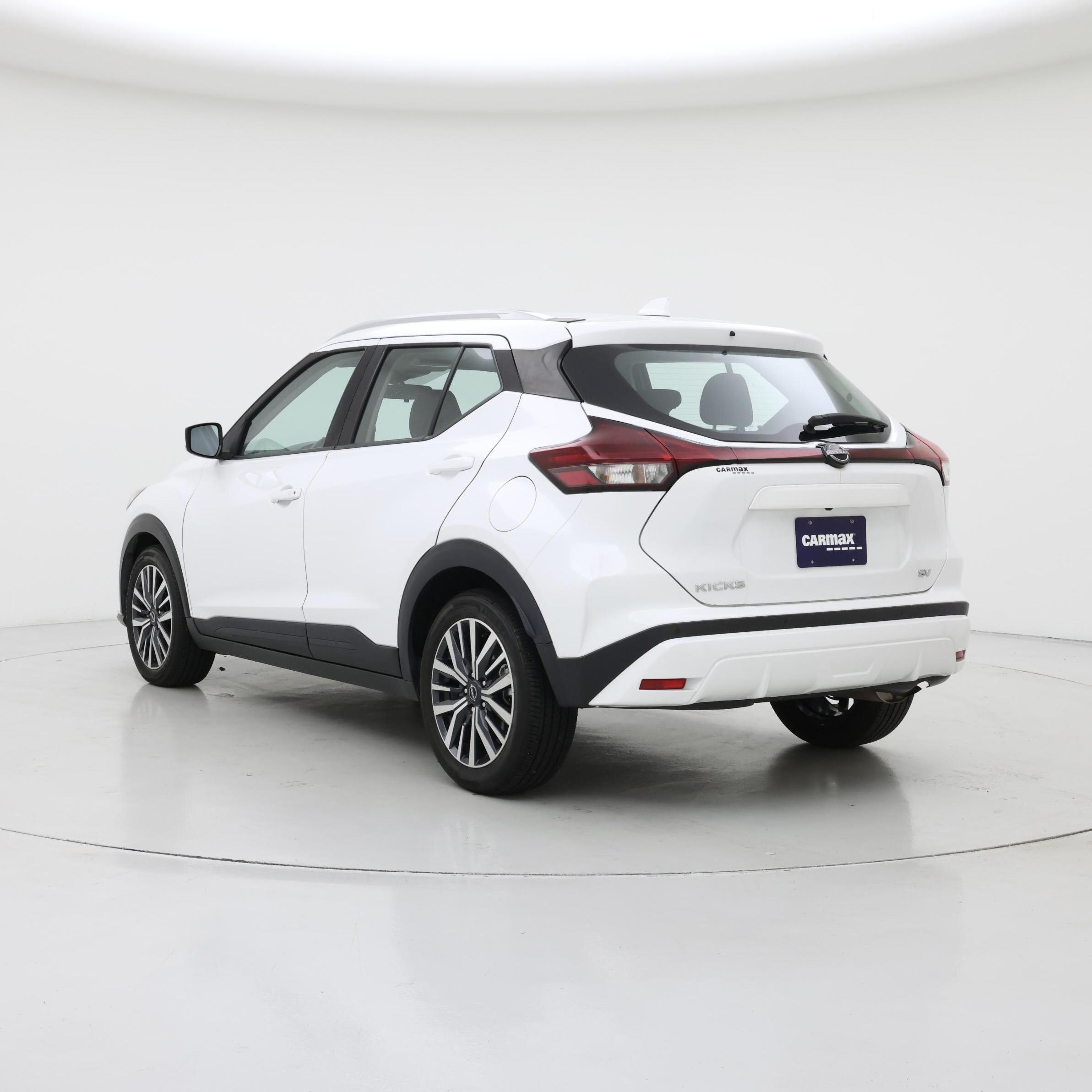 Thumbnail: 2022 Nissan Kicks - 2