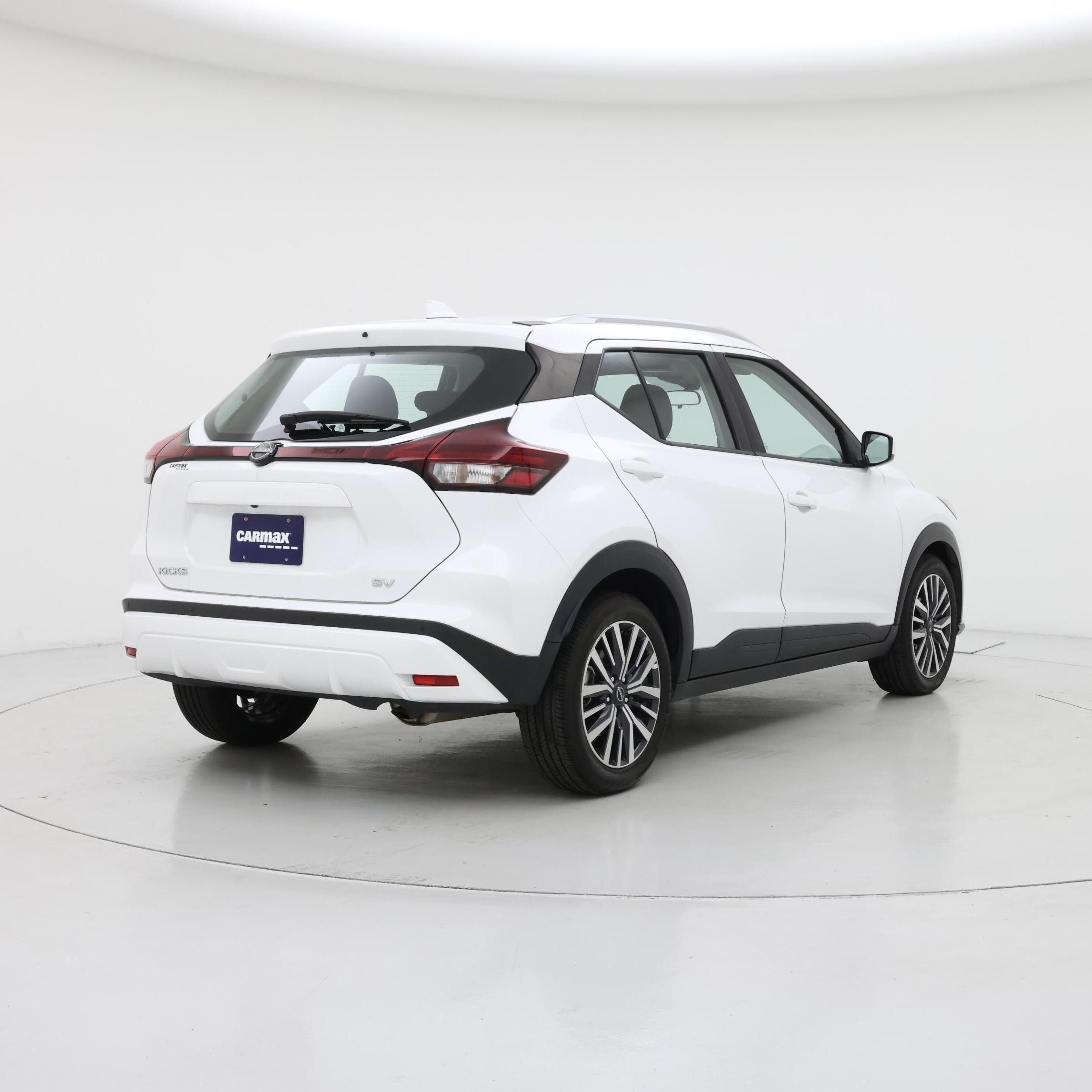 Thumbnail: 2022 Nissan Kicks - 8