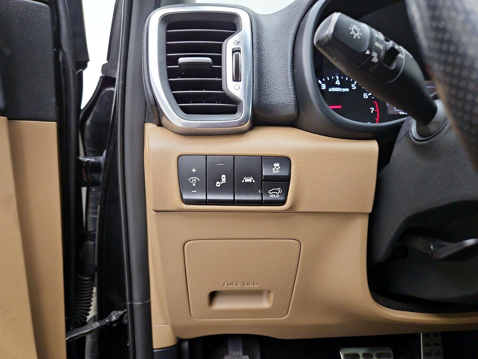 Thumbnail: 2017 Kia Sportage - 13