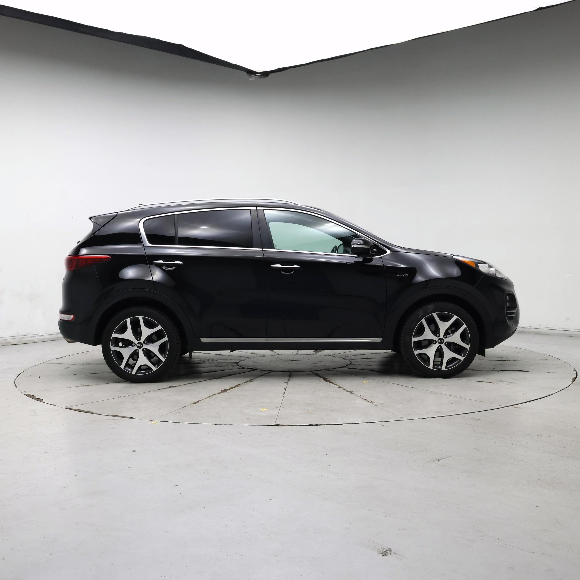 Thumbnail: 2017 Kia Sportage - 7