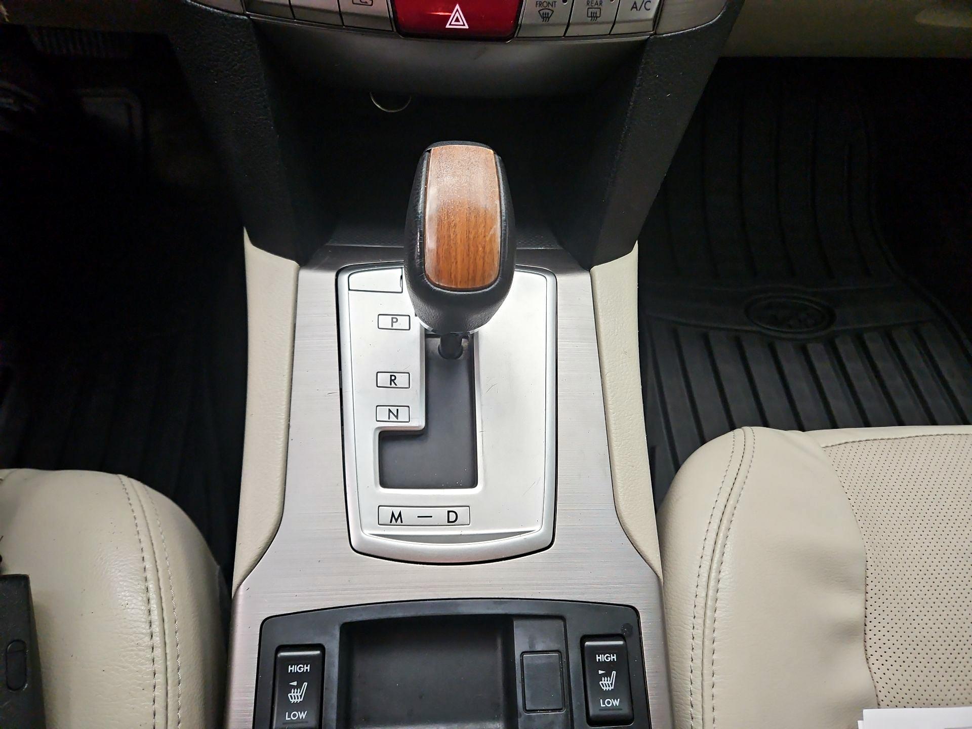 Thumbnail: 2014 Subaru Outback - 17