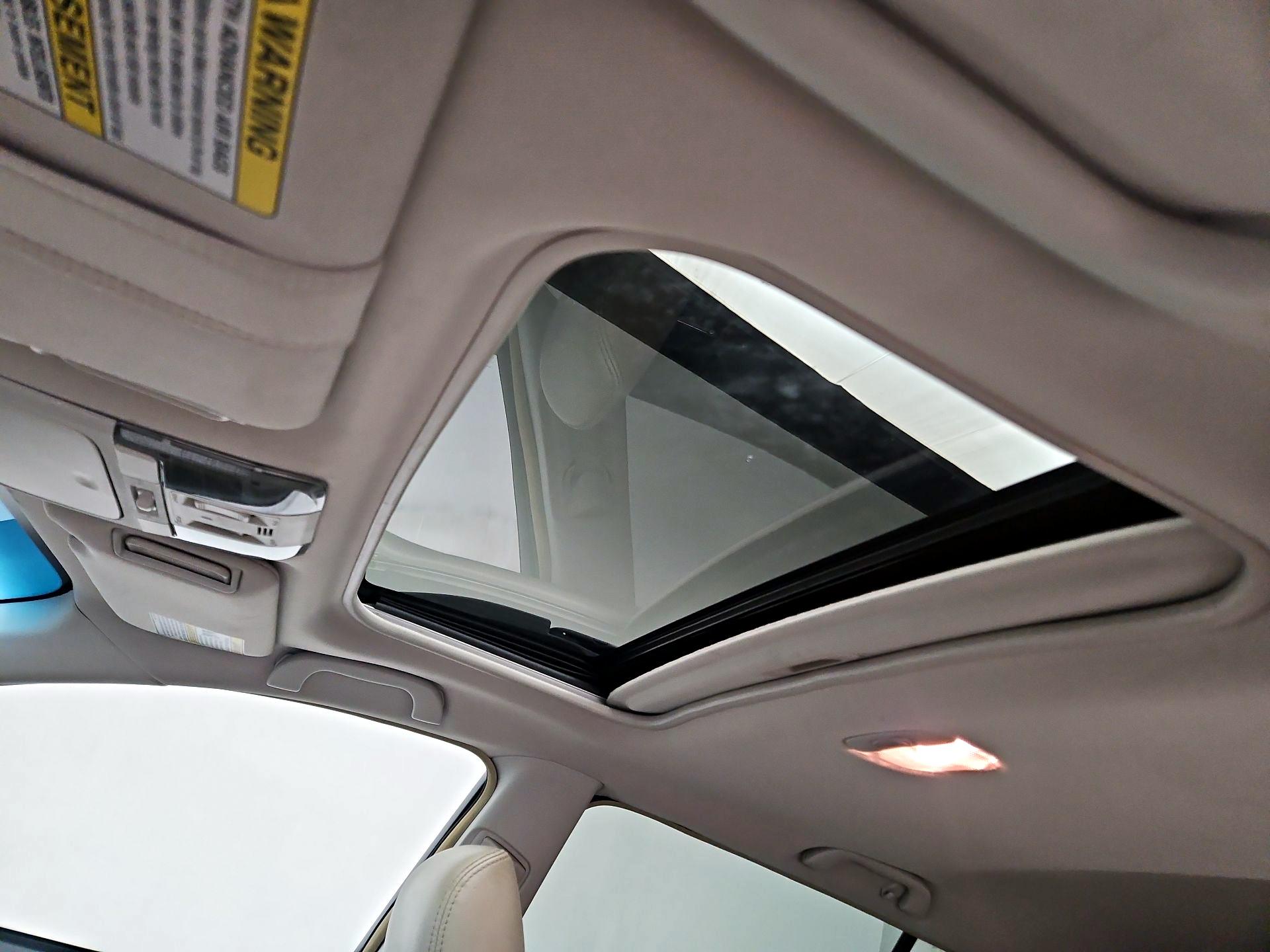 Thumbnail: 2014 Subaru Outback - 18