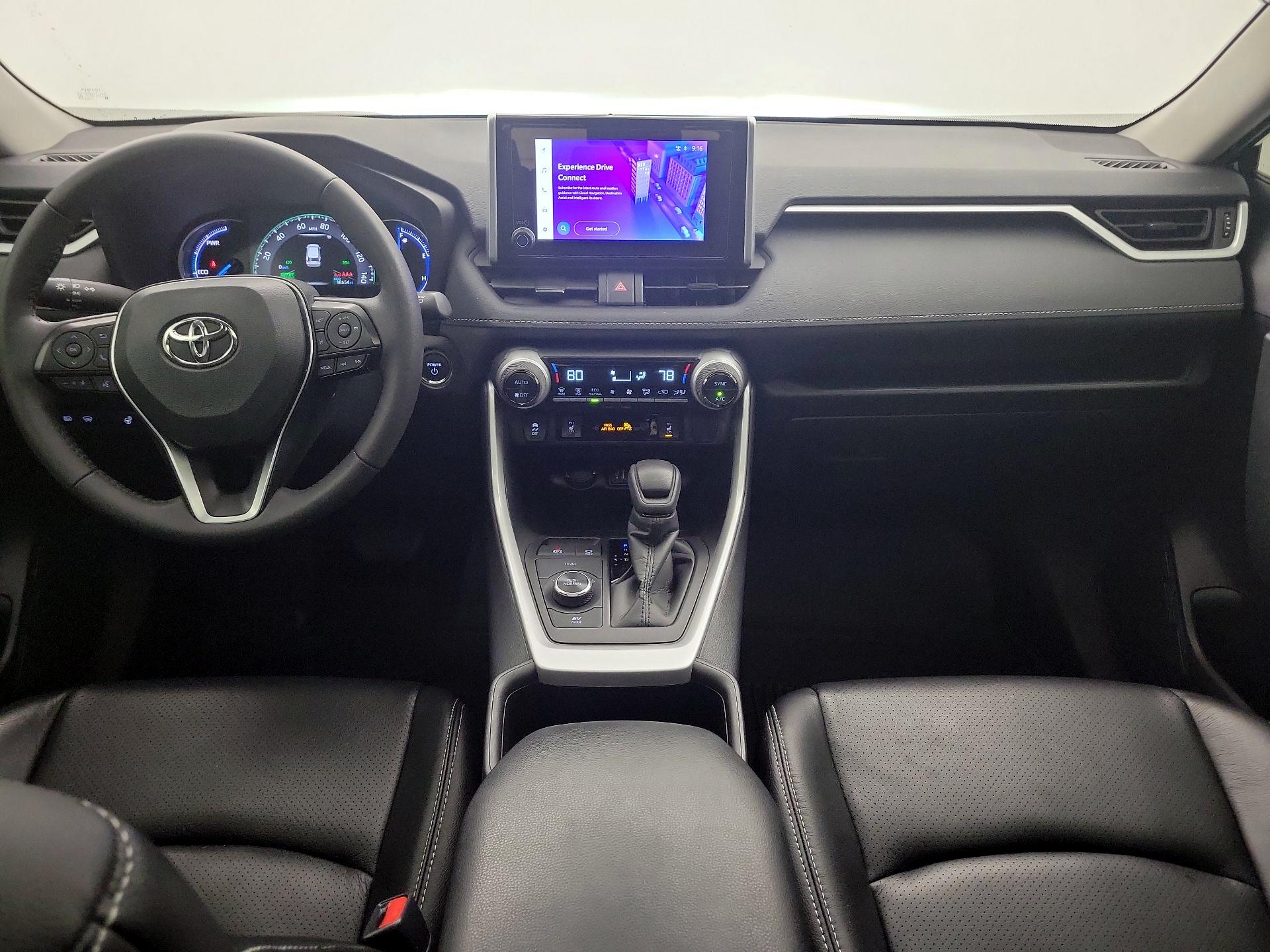 Thumbnail: 2025 Toyota RAV4 - 9