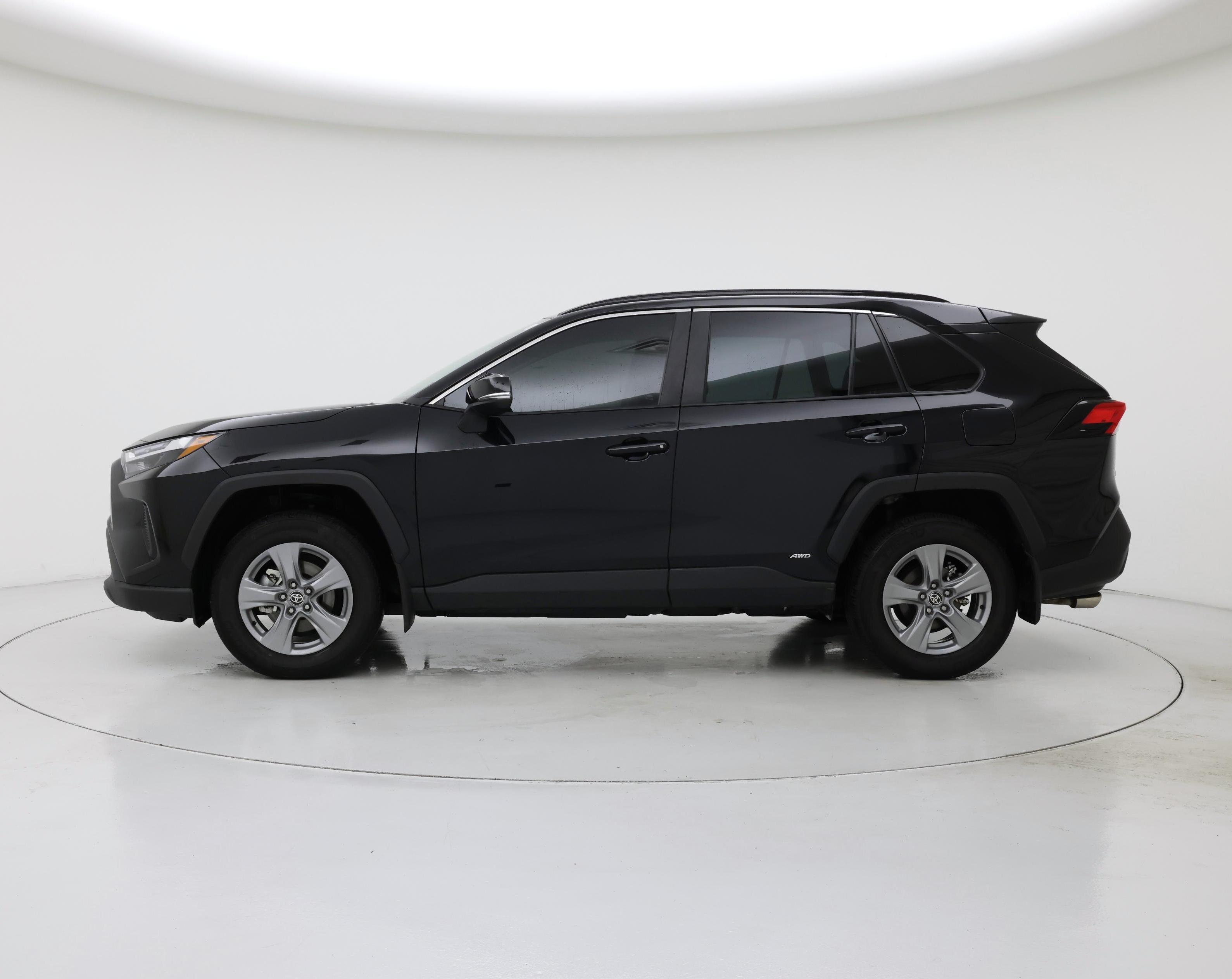 Thumbnail: 2025 Toyota RAV4 - 3