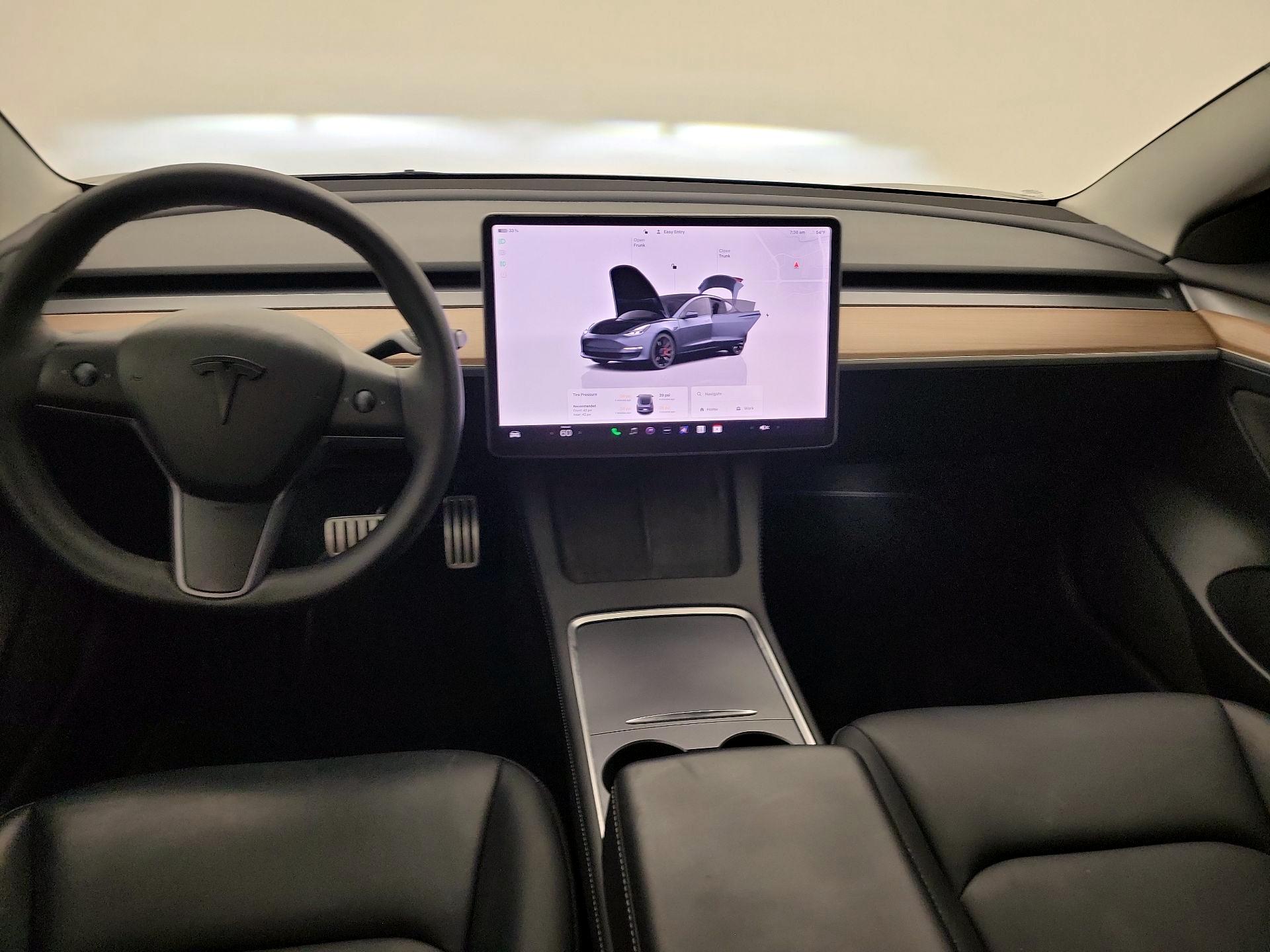 Thumbnail: 2023 Tesla Model 3 - 9