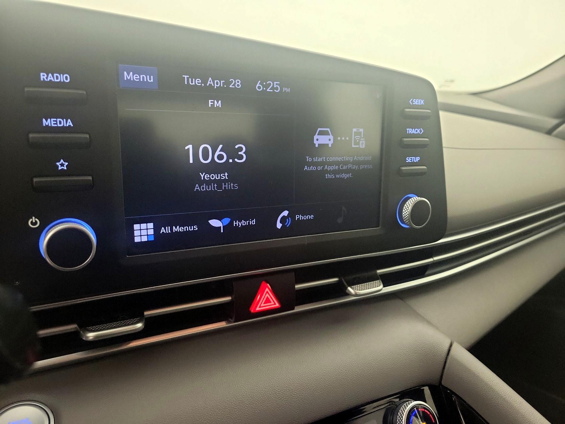 Thumbnail: 2023 Hyundai Elantra - 15