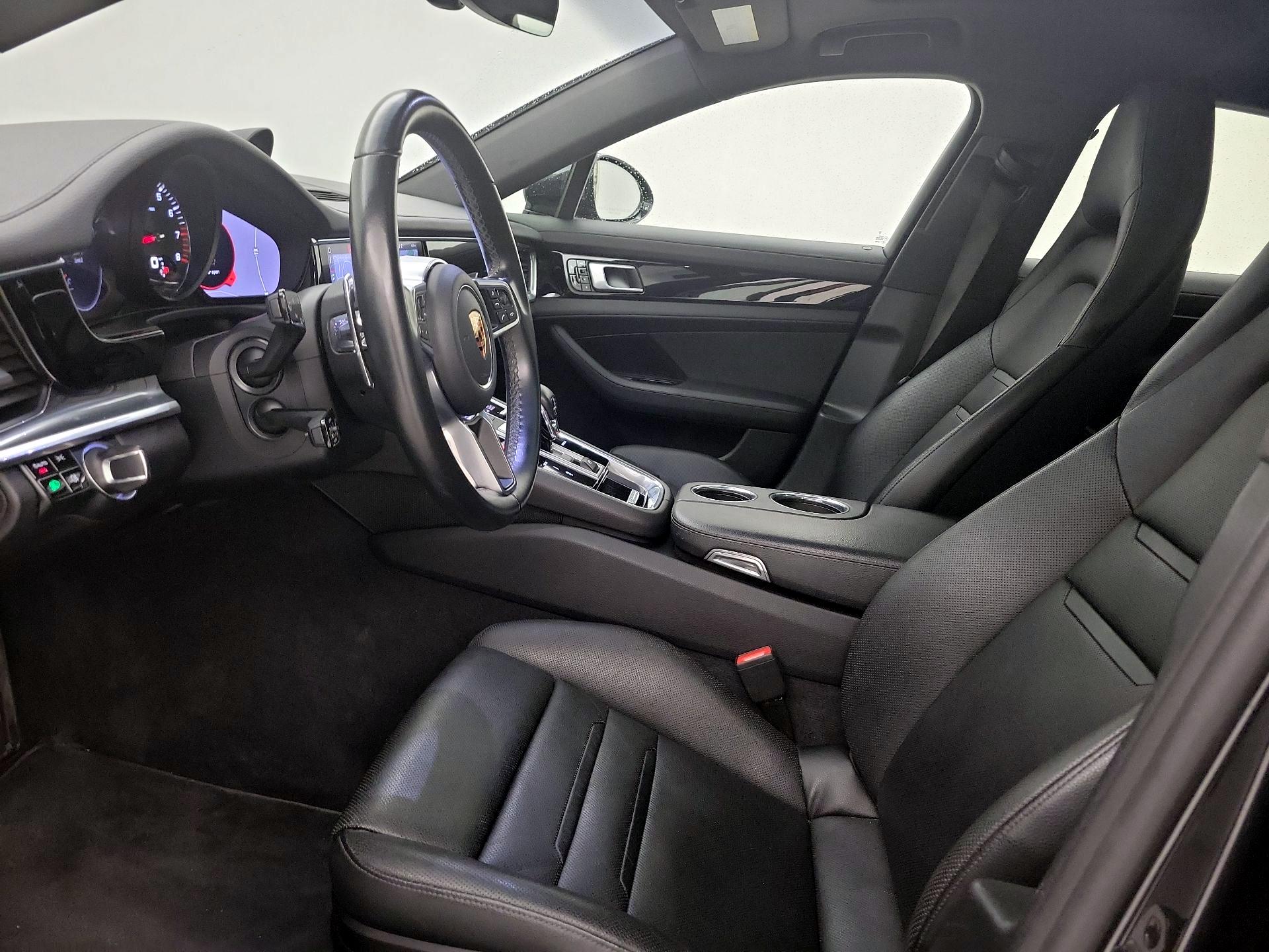 Thumbnail: 2018 Porsche Panamera - 11