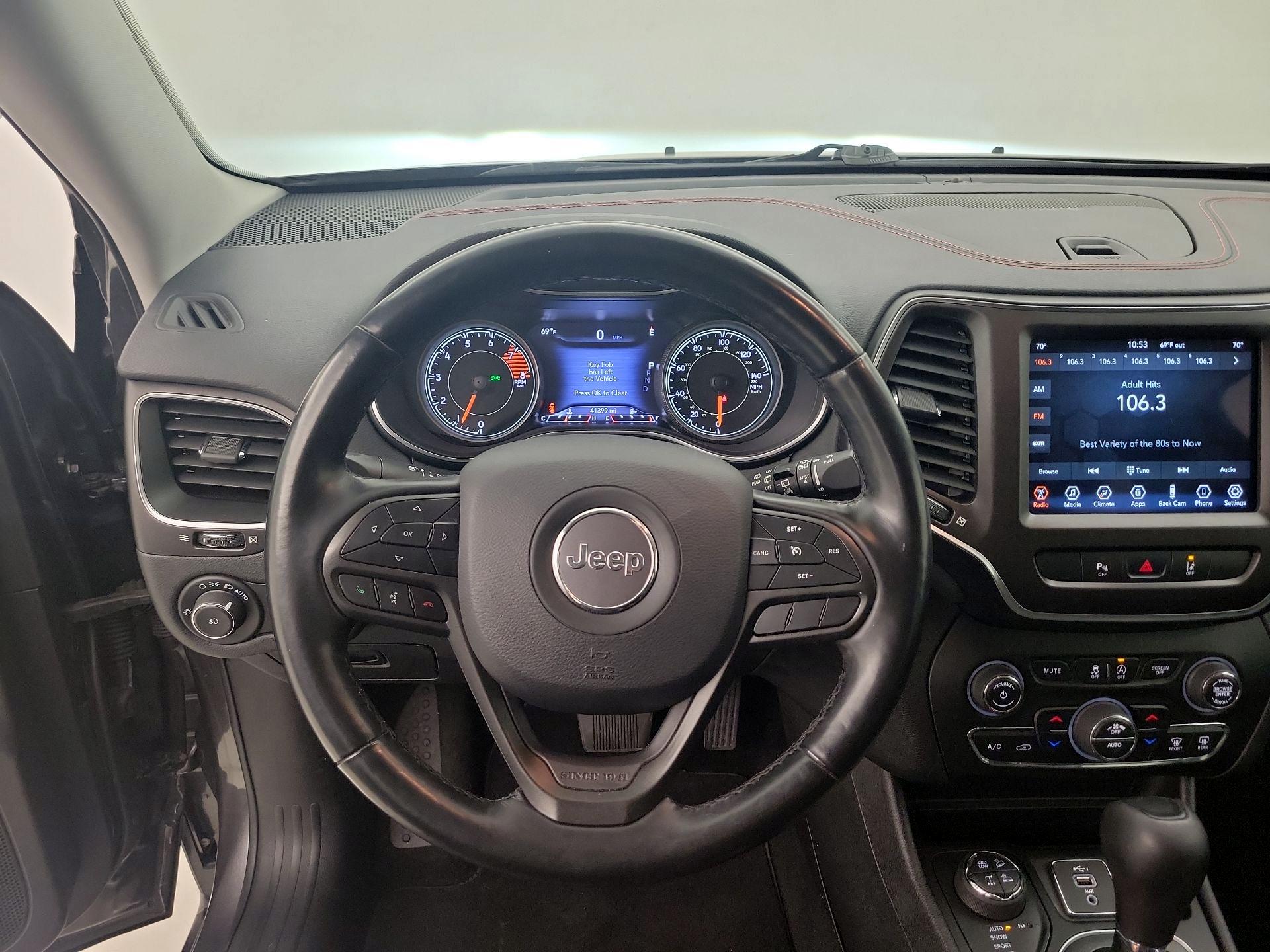 Thumbnail: 2021 Jeep Cherokee - 10