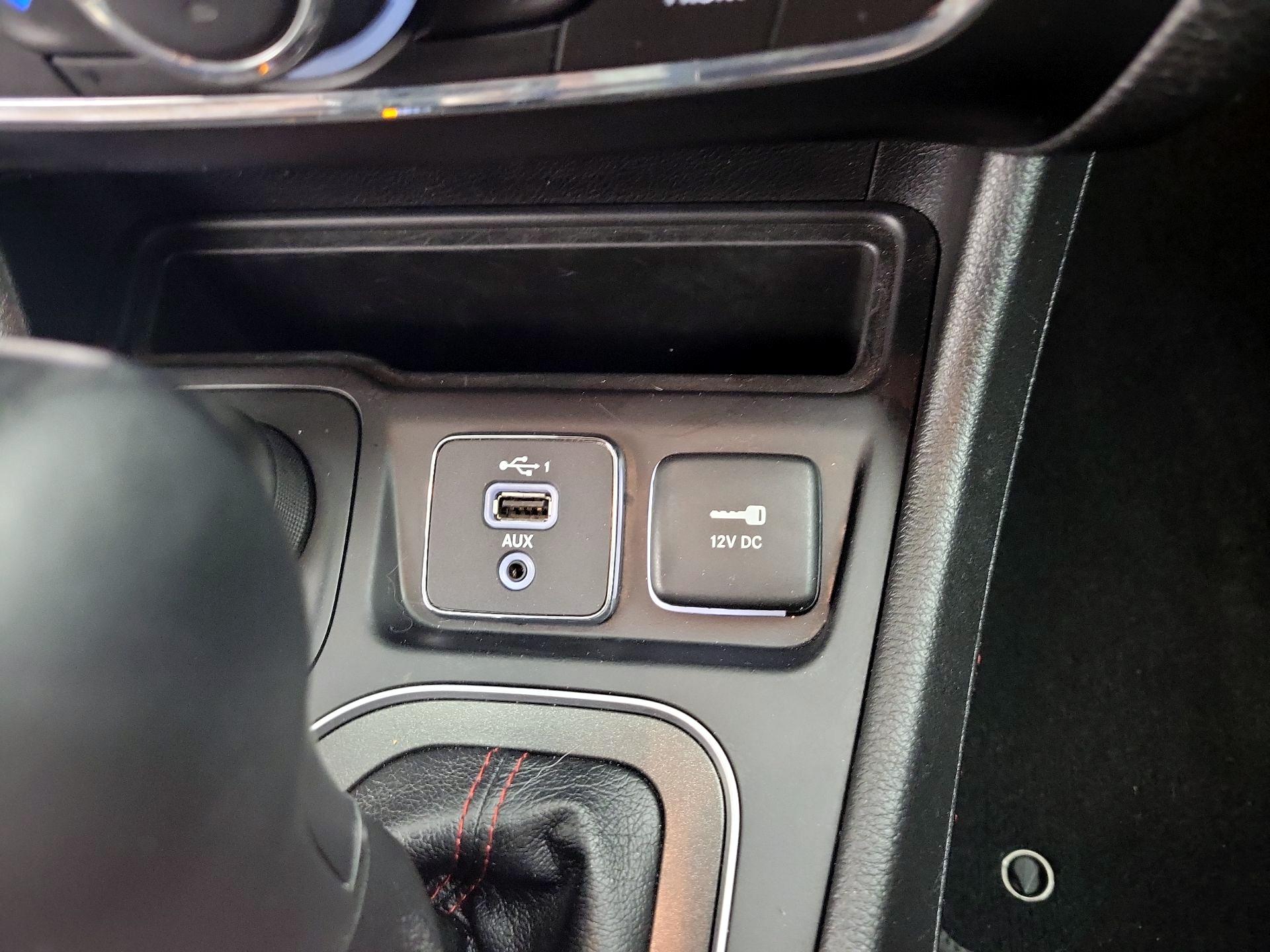 Thumbnail: 2021 Jeep Cherokee - 18