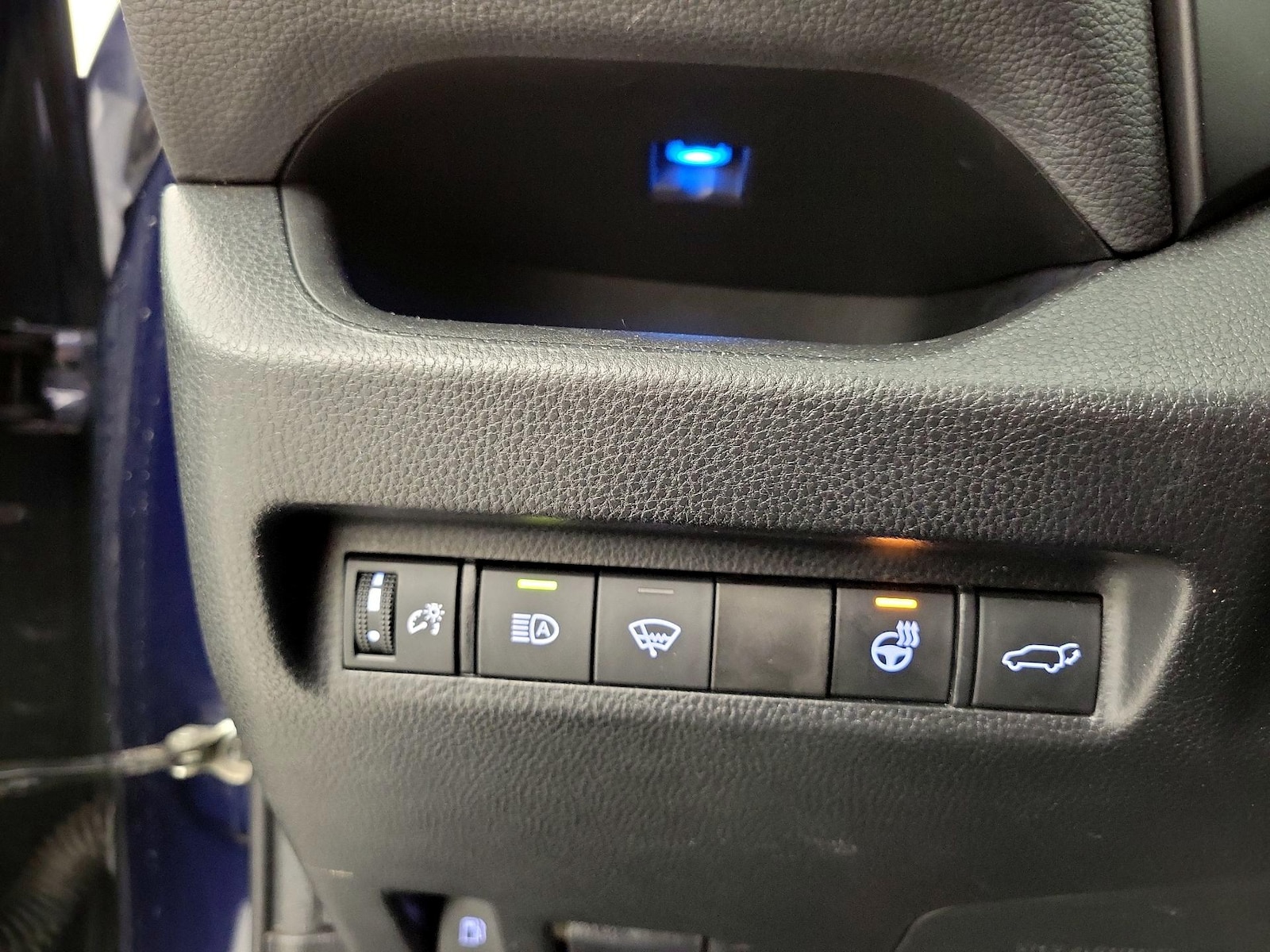 2021 Toyota RAV4 XSE - Photo 14