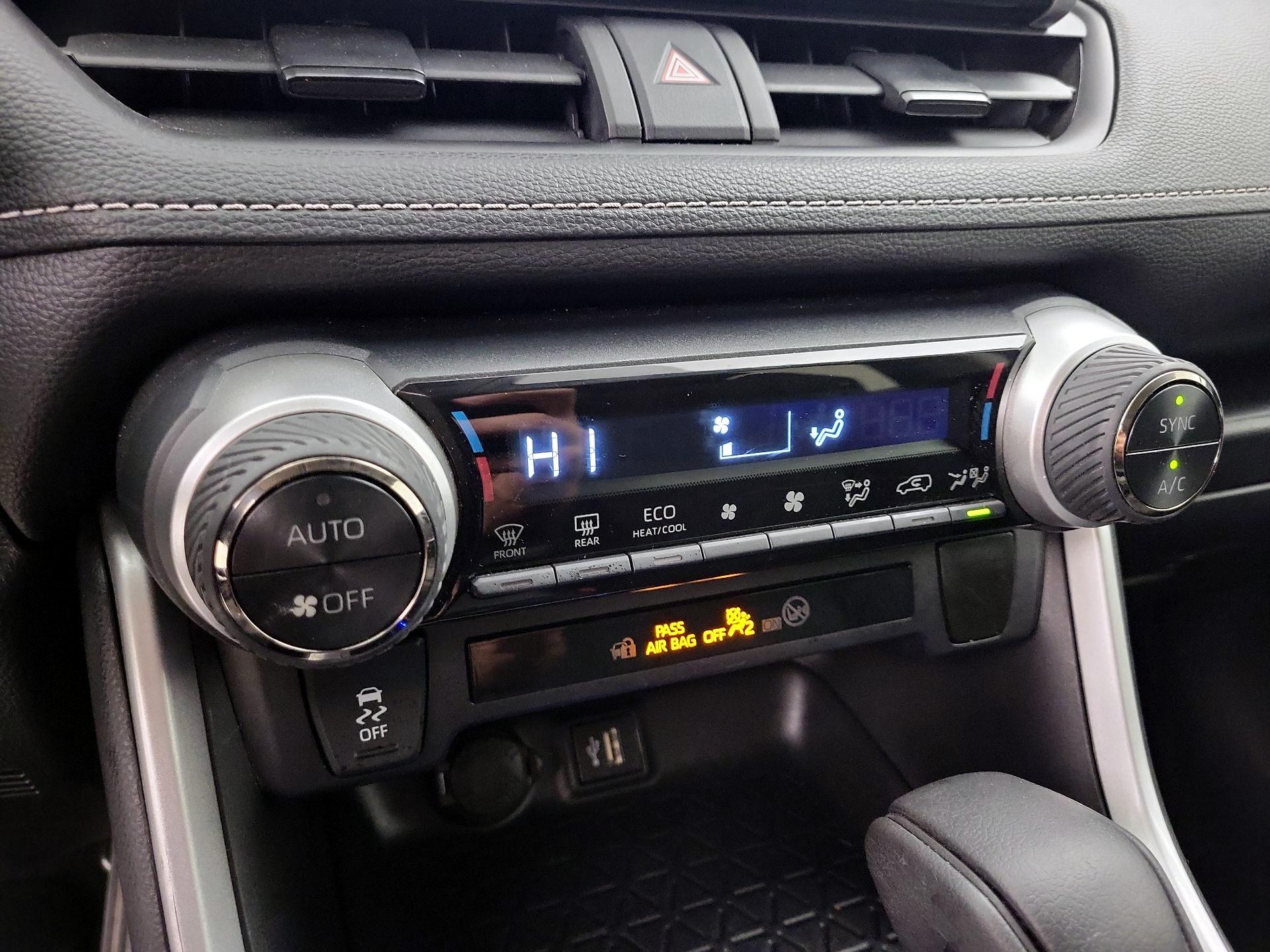 Thumbnail: 2024 Toyota RAV4 - 16