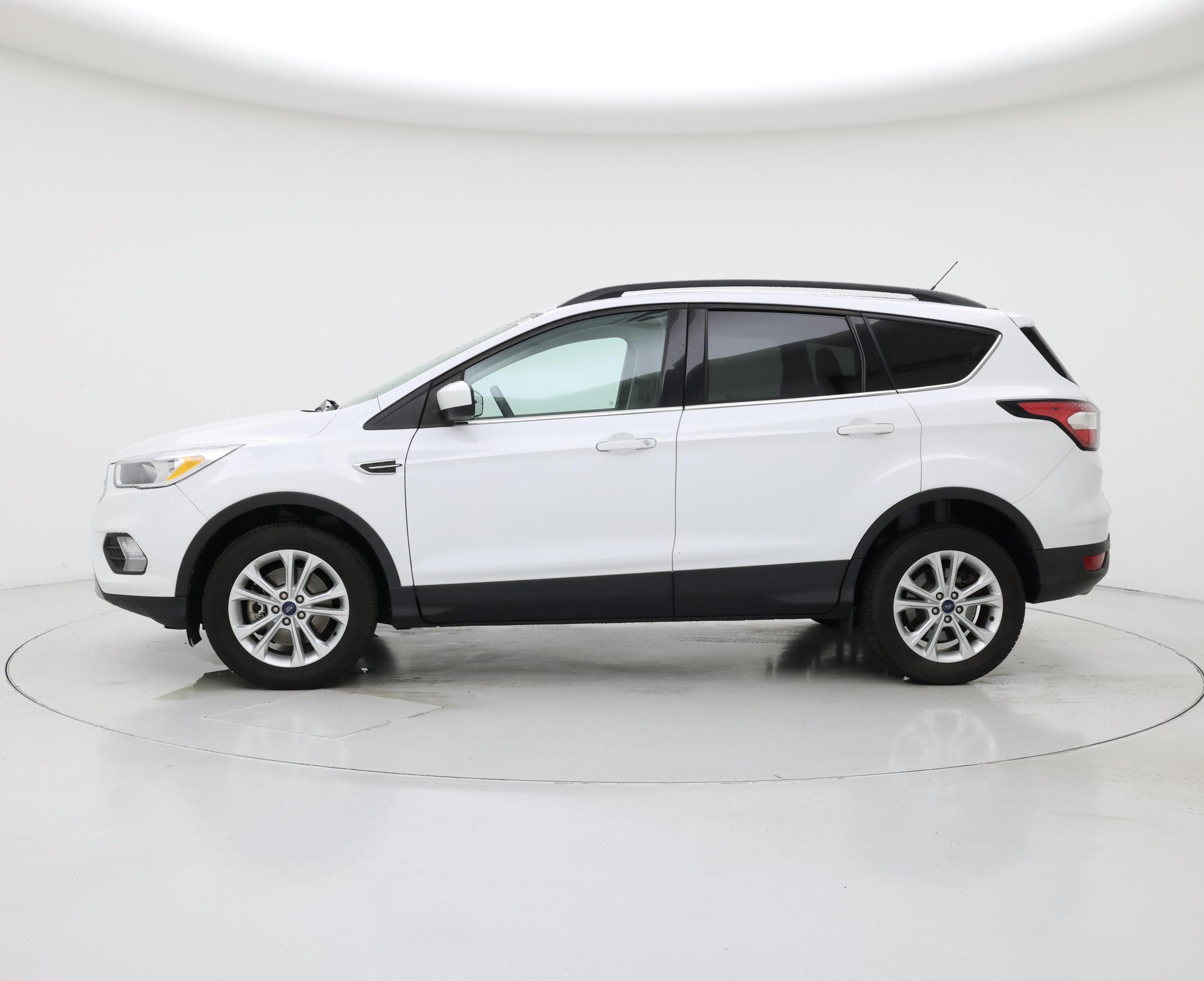 Thumbnail: 2018 Ford Escape - 3