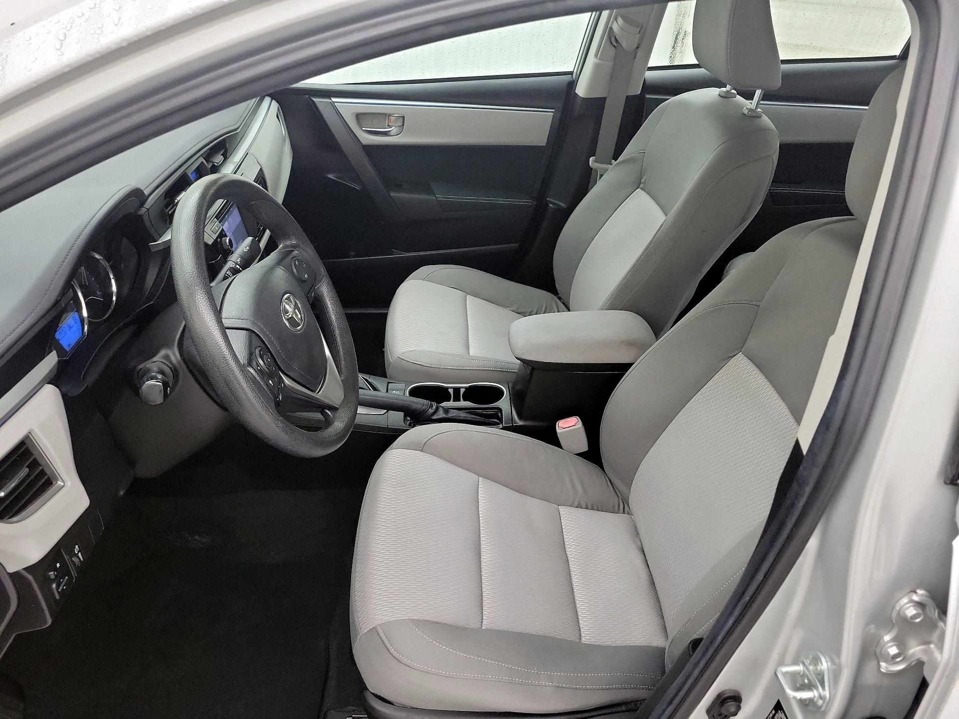 Thumbnail: 2015 Toyota Corolla - 11