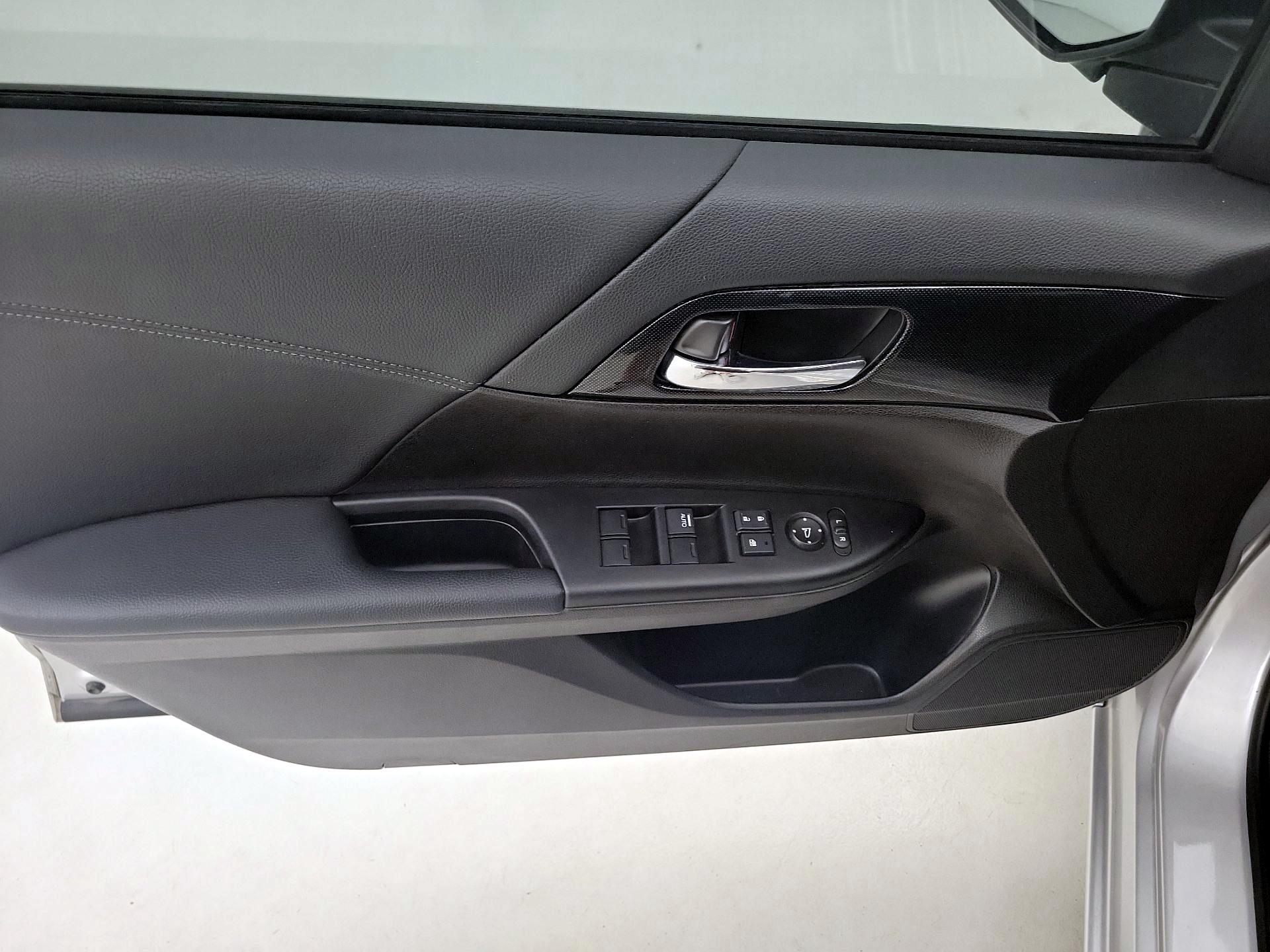 Thumbnail: 2014 Honda Accord - 12