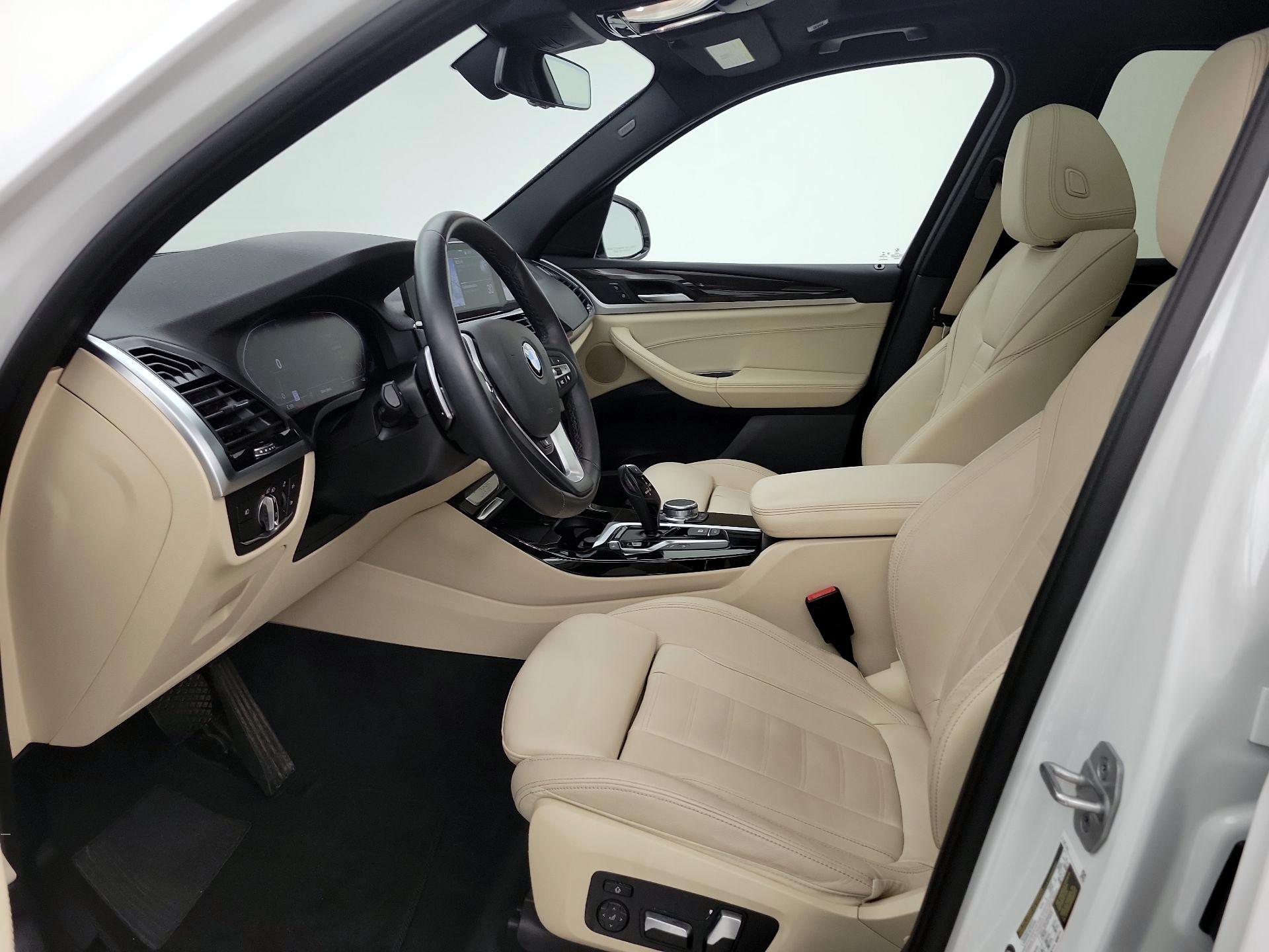 Thumbnail: 2021 BMW X3 - 11