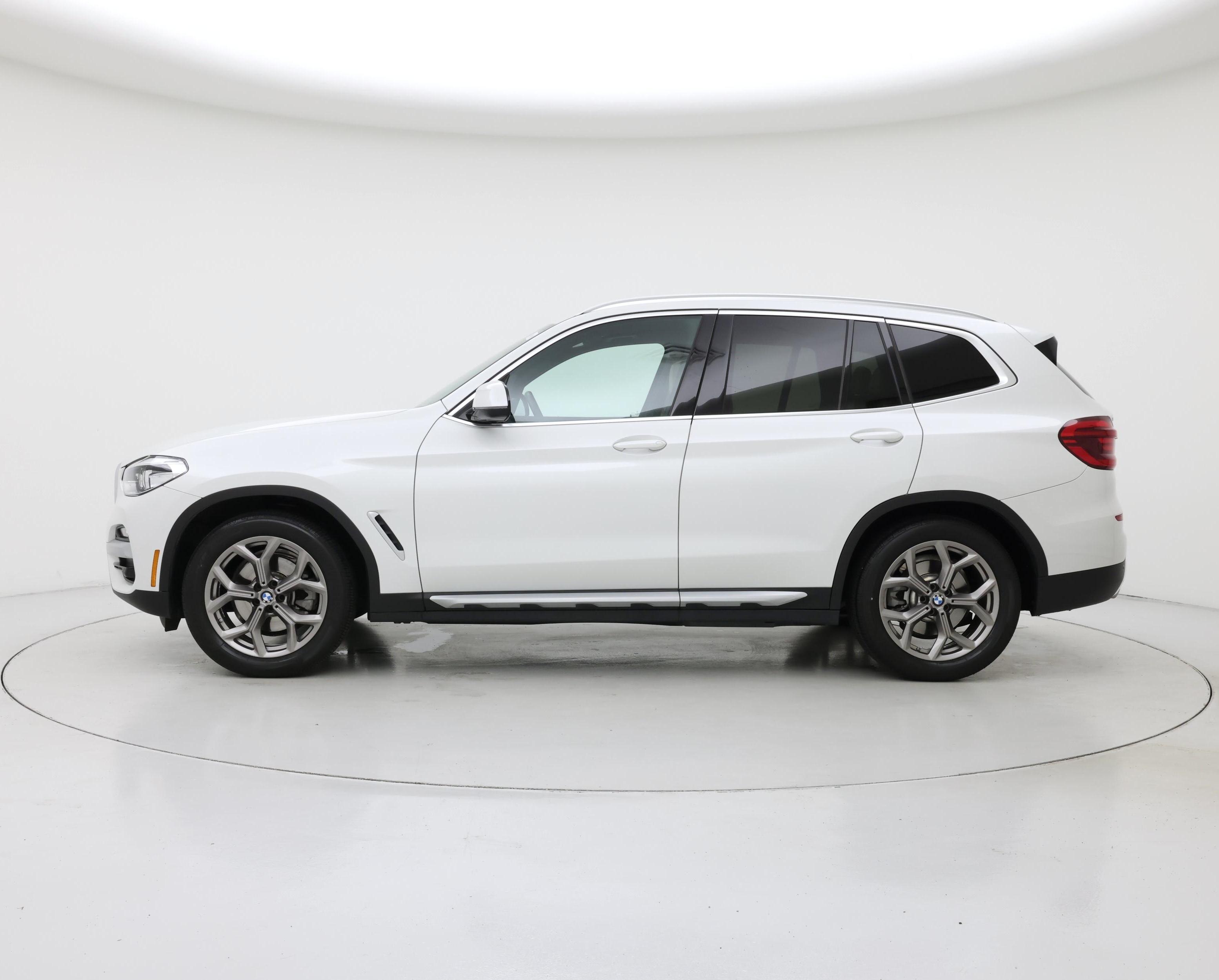 Thumbnail: 2021 BMW X3 - 3