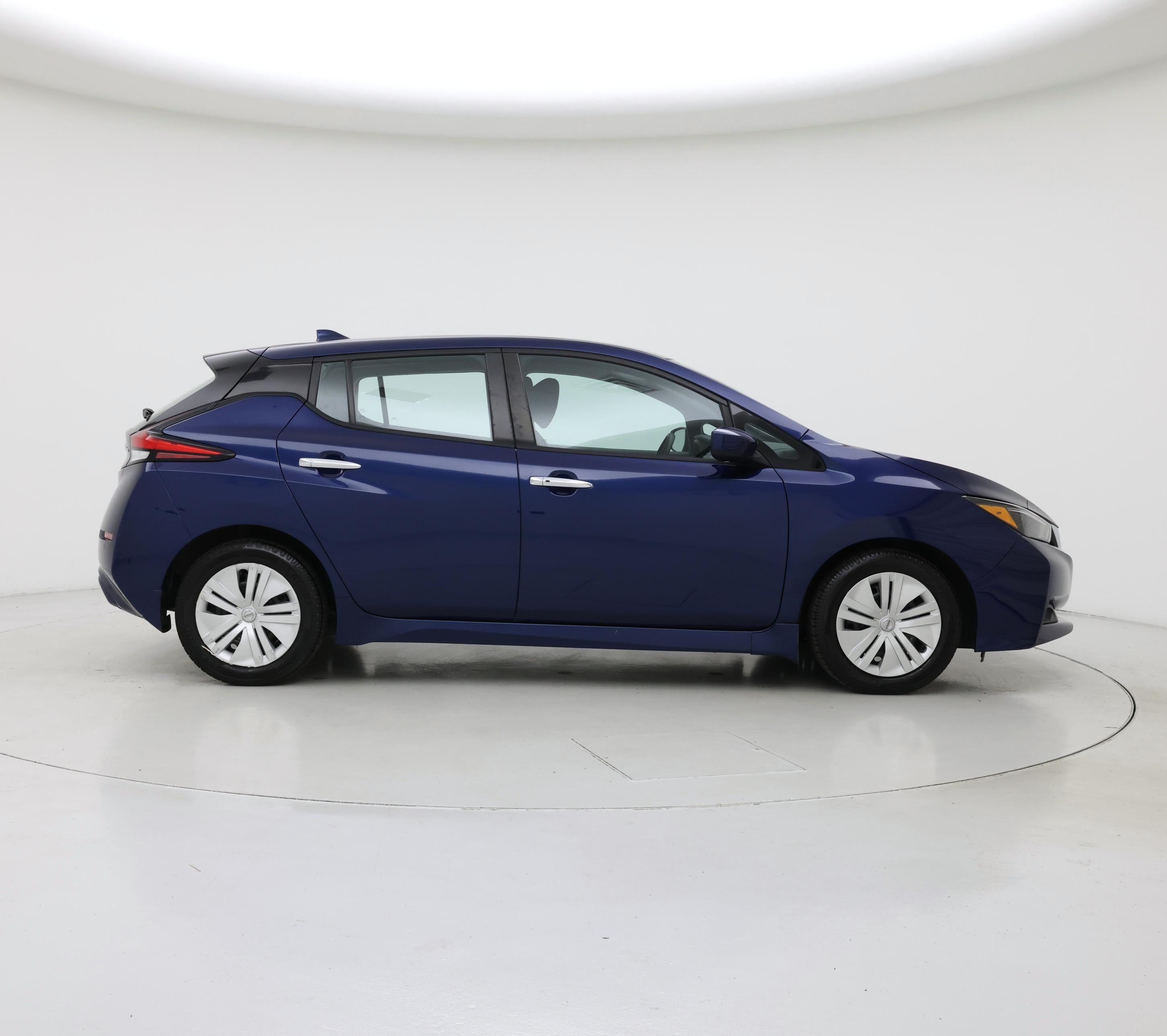 Thumbnail: 2021 Nissan Leaf - 7