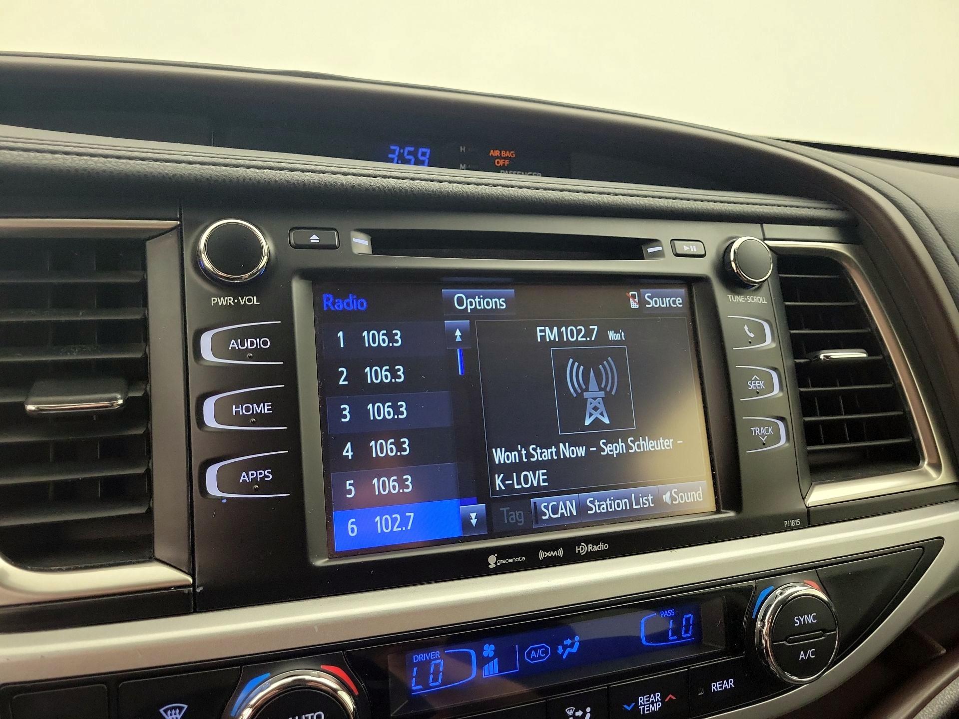 Thumbnail: 2019 Toyota Highlander - 15
