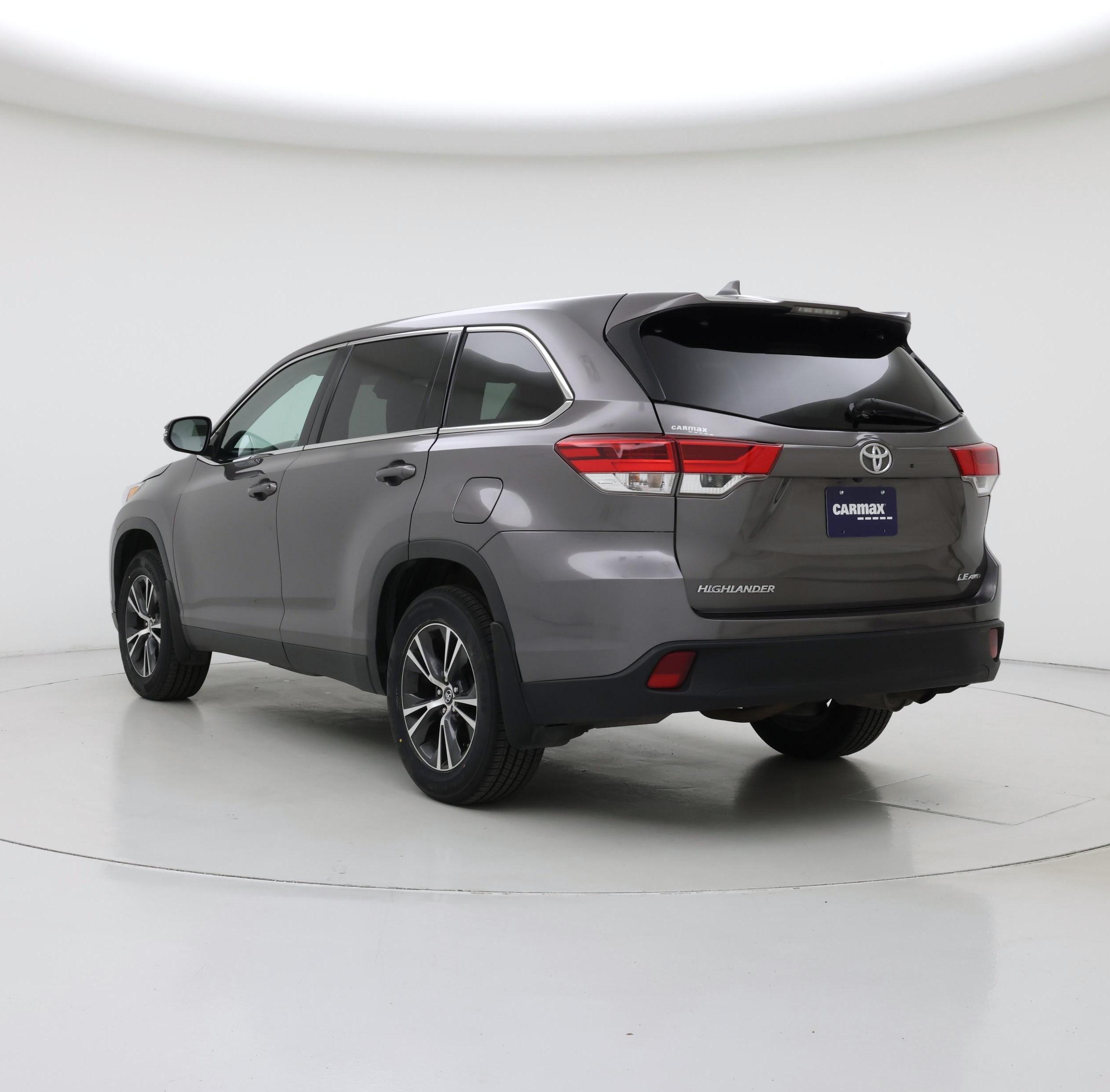 Thumbnail: 2019 Toyota Highlander - 2