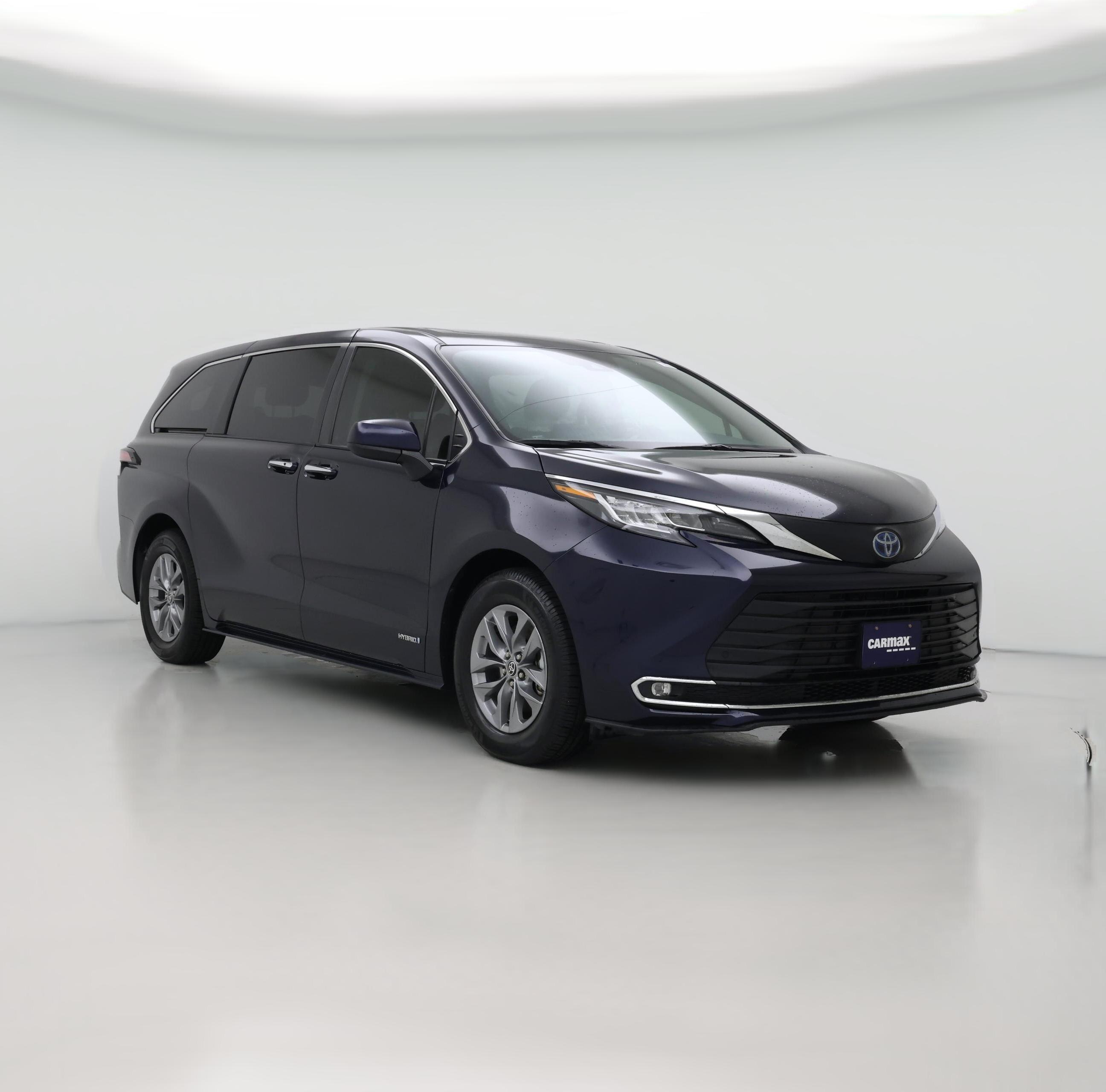 Thumbnail: 2021 Toyota Sienna - 1