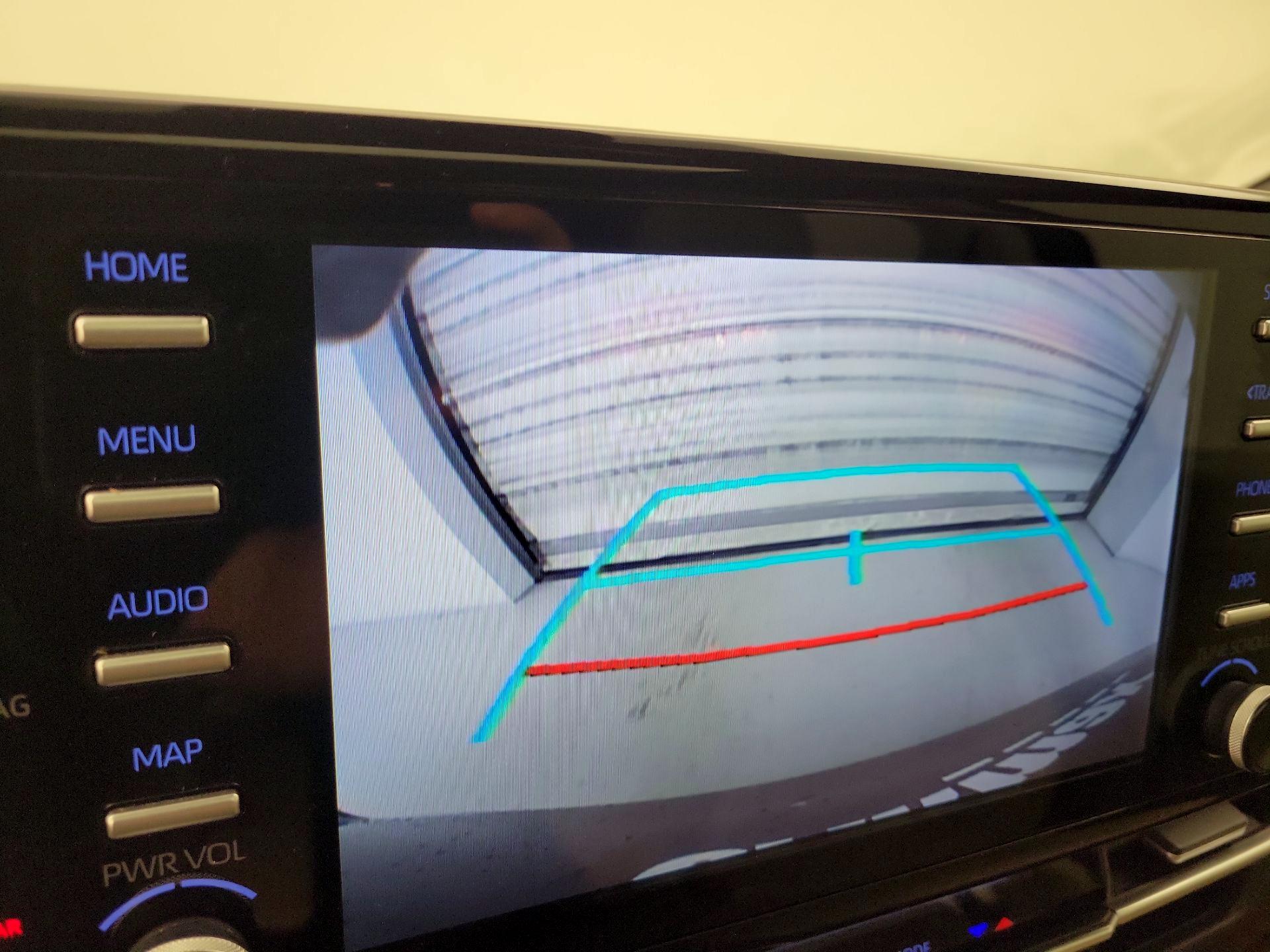 Thumbnail: 2021 Toyota Sienna - 14