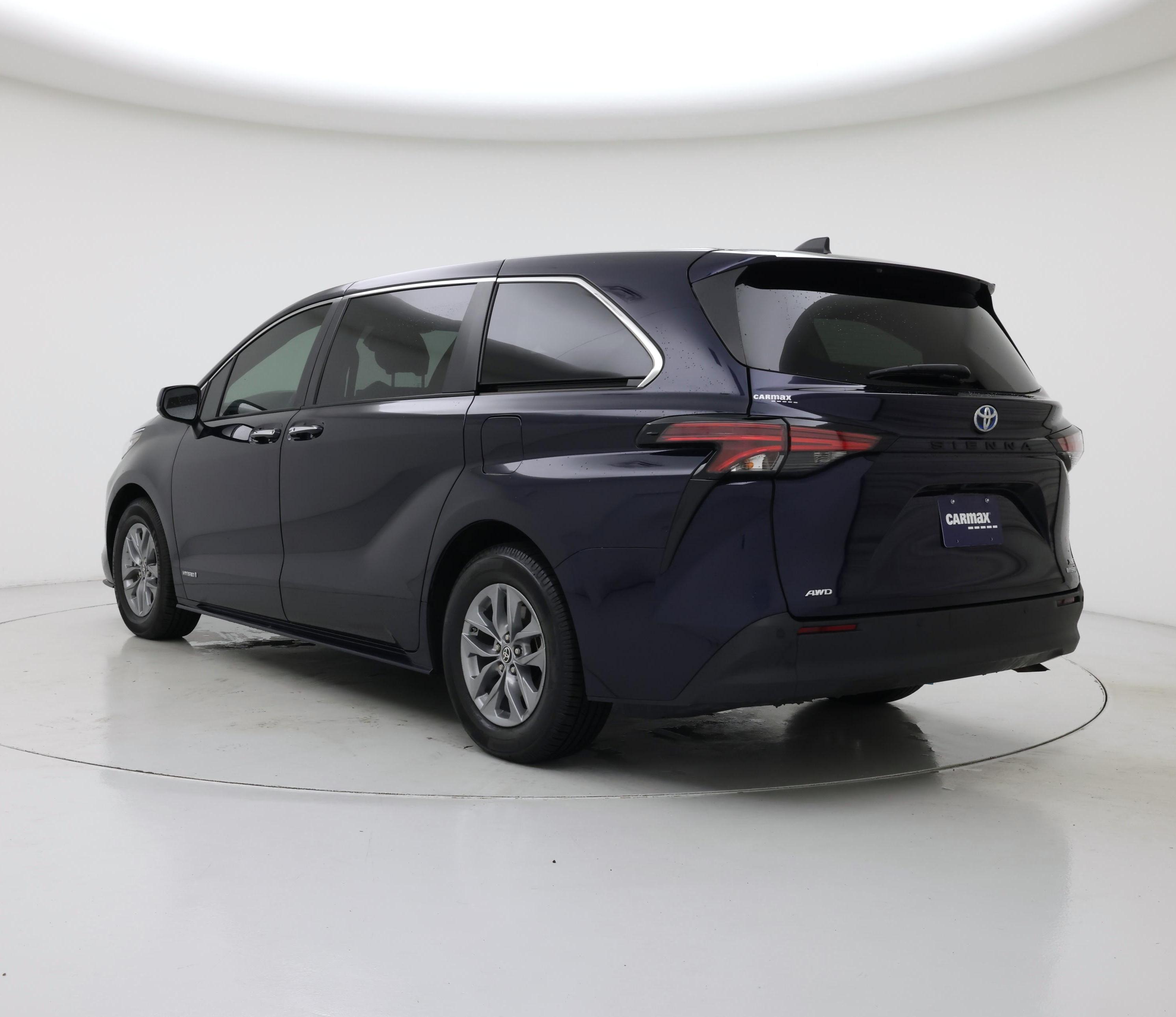 Thumbnail: 2021 Toyota Sienna - 2
