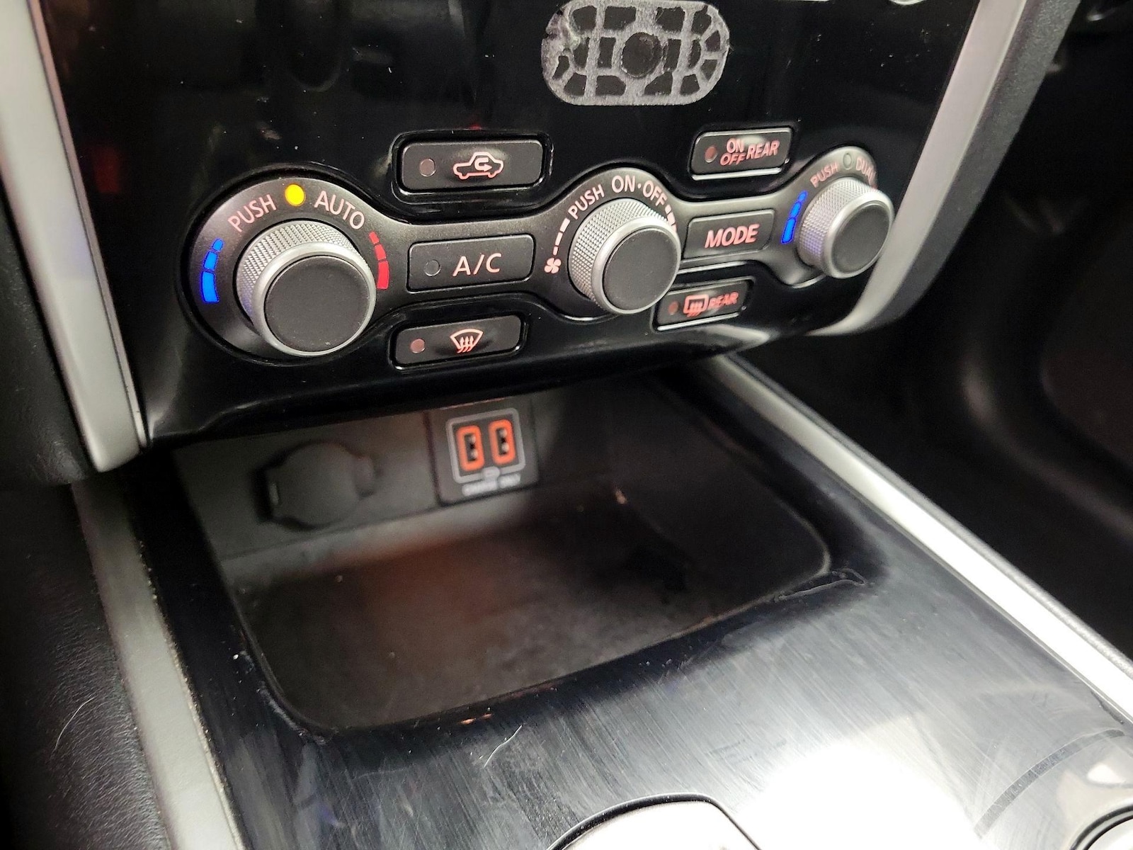 2018 Nissan Pathfinder SV - Photo 17