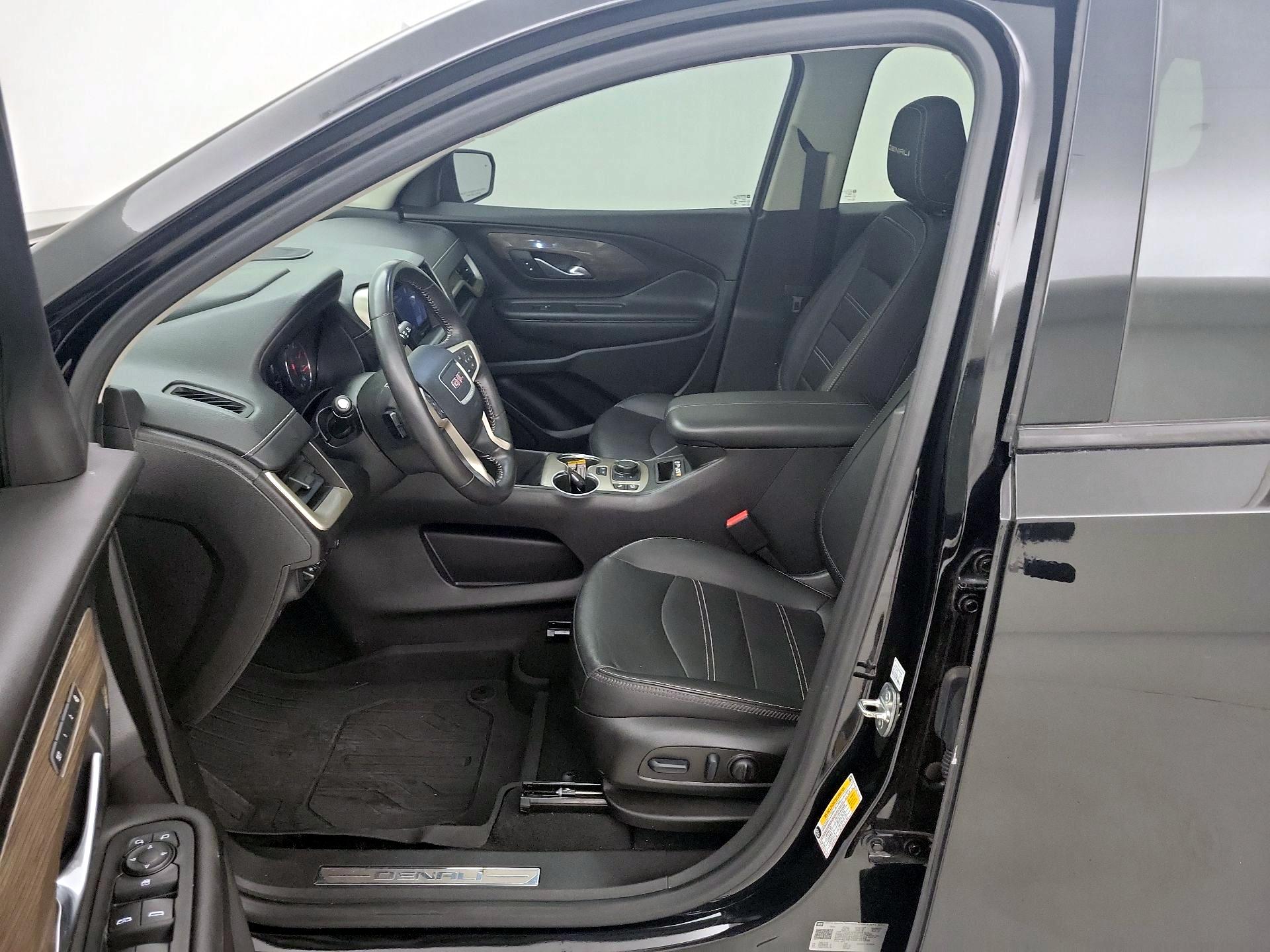 Thumbnail: 2022 GMC Terrain - 11