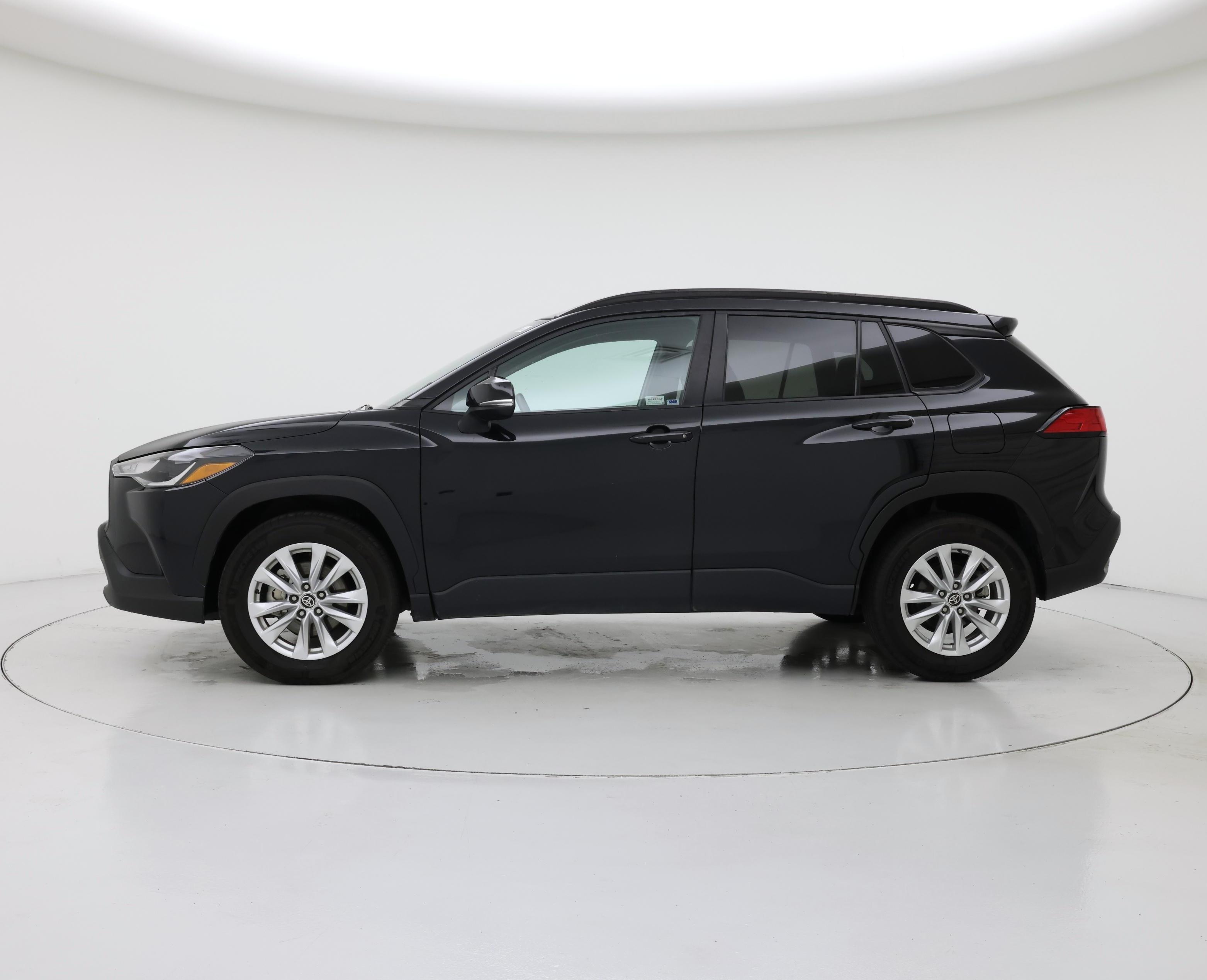 Thumbnail: 2023 Toyota Corolla Cross - 3