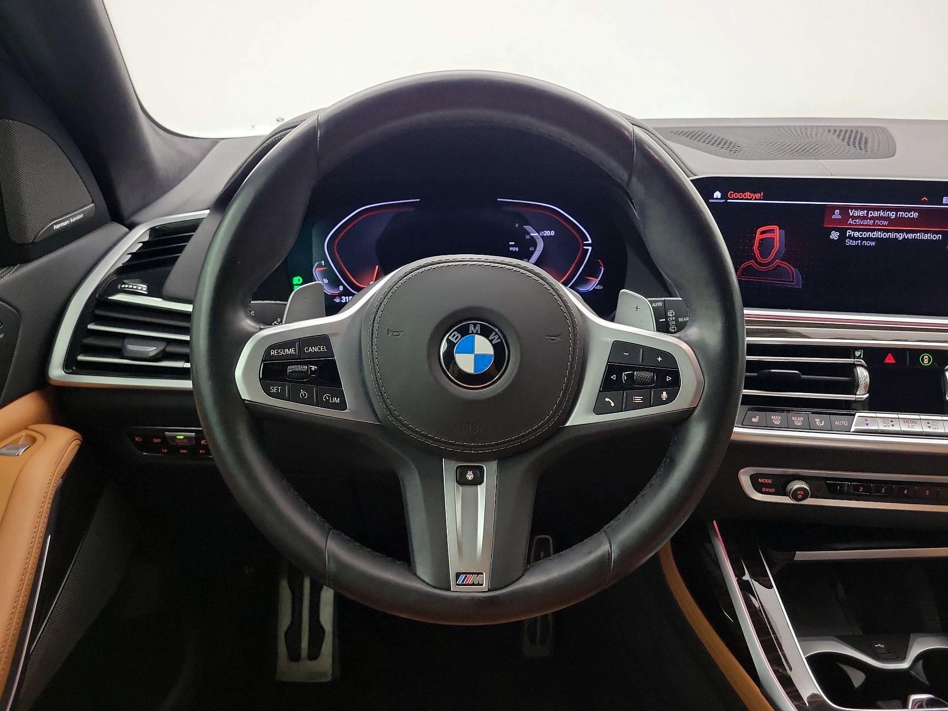 Thumbnail: 2021 BMW X7 - 10