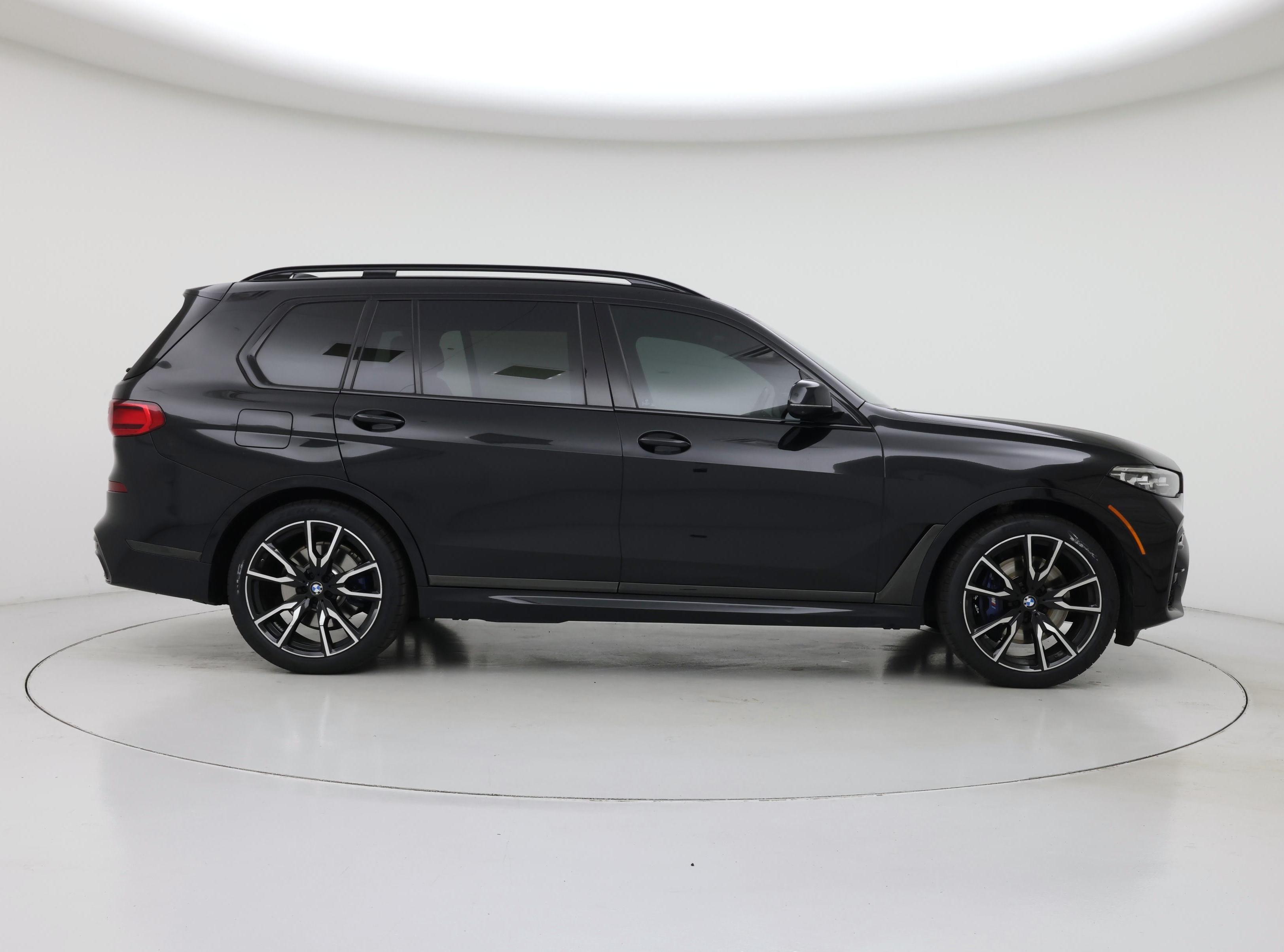 Thumbnail: 2021 BMW X7 - 7