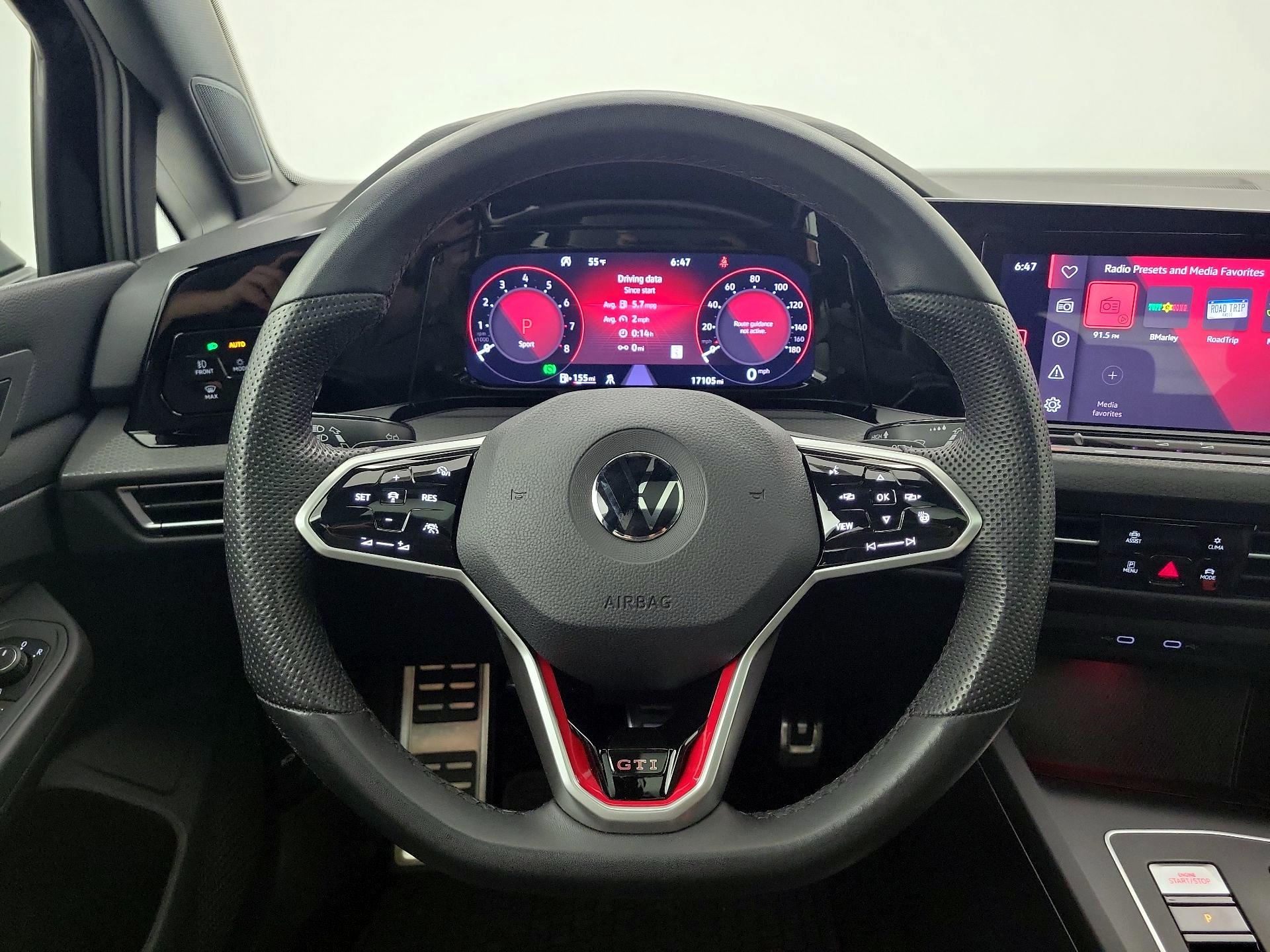 Thumbnail: 2022 Volkswagen Golf - 10